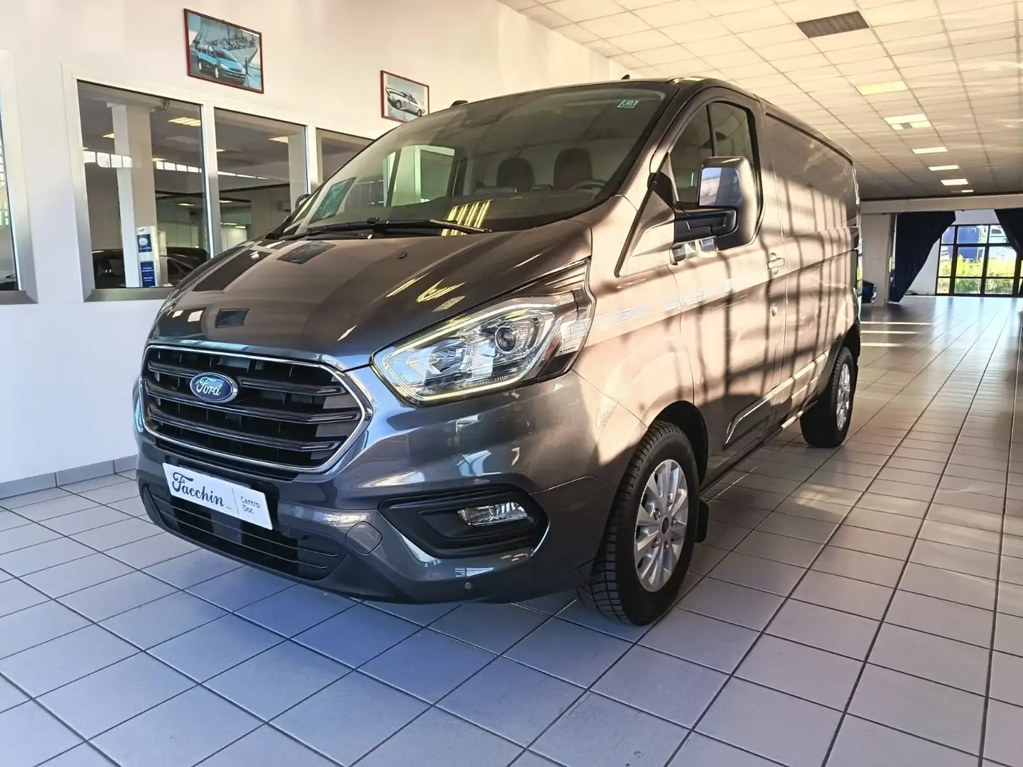 Ford Transit Custom 280 2.0 Ecoblue 130cv MHEV TITANIUM L1H1 Gris - 1