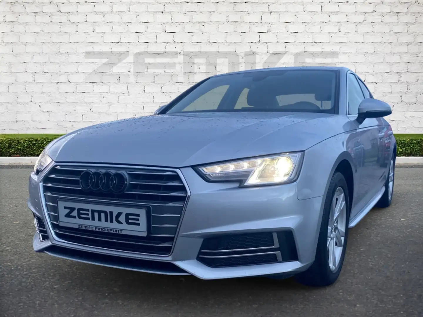Audi A4 Lim. 2.0 TFSI sport ultra Bi-Xenon Sperrdiff. El. Plateado - 1