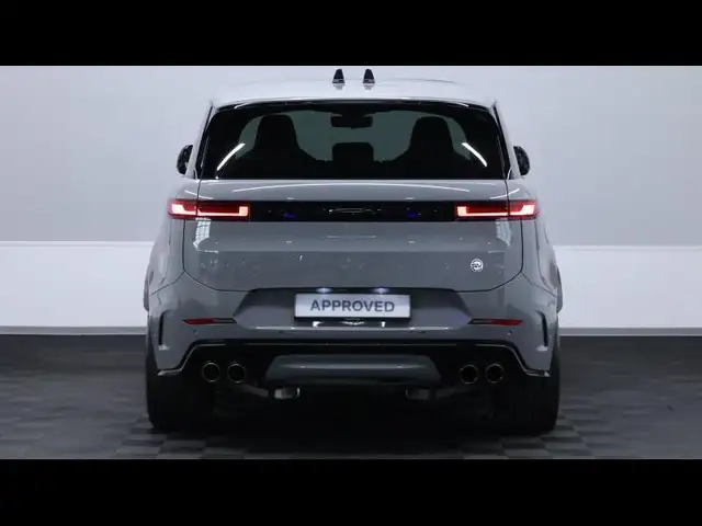 Land Rover Range Rover Sport view 5