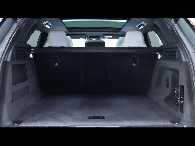 Land Rover Range Rover Sport view 6