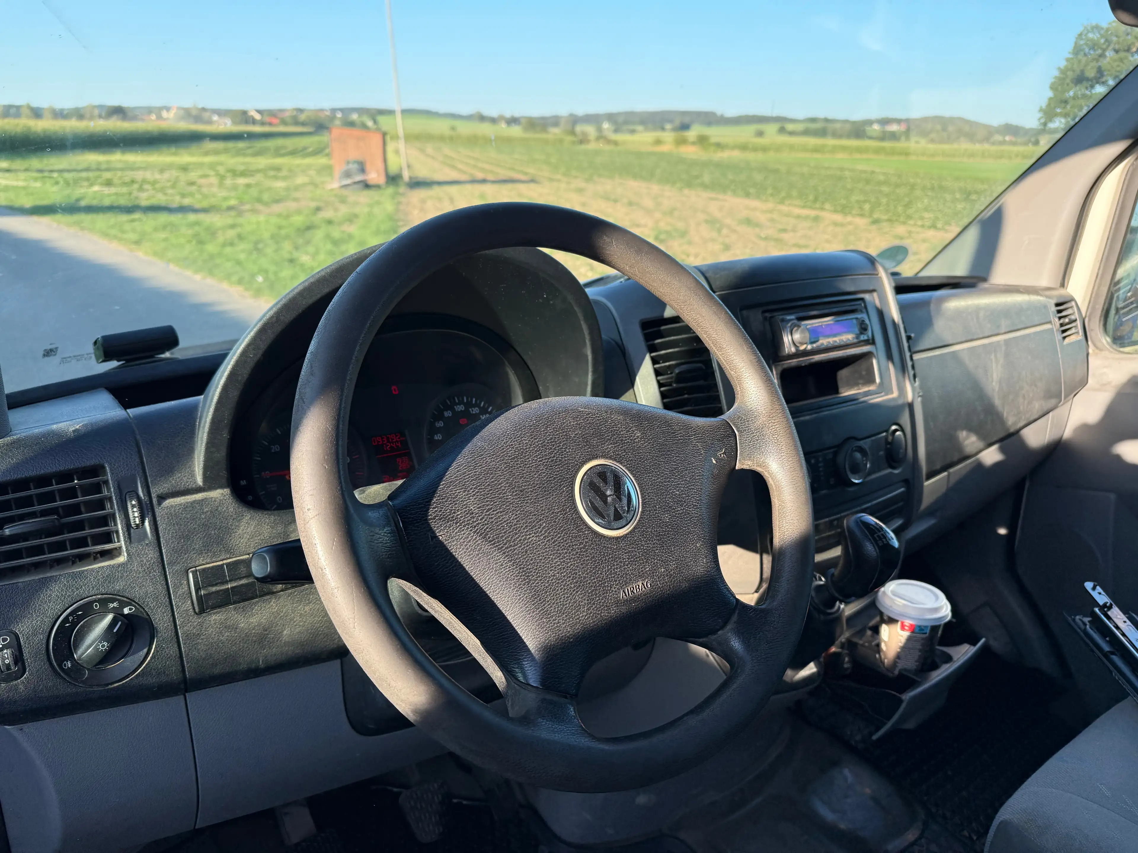 Volkswagen Crafter 35 L2H2 mittel Hochdach — photo 5