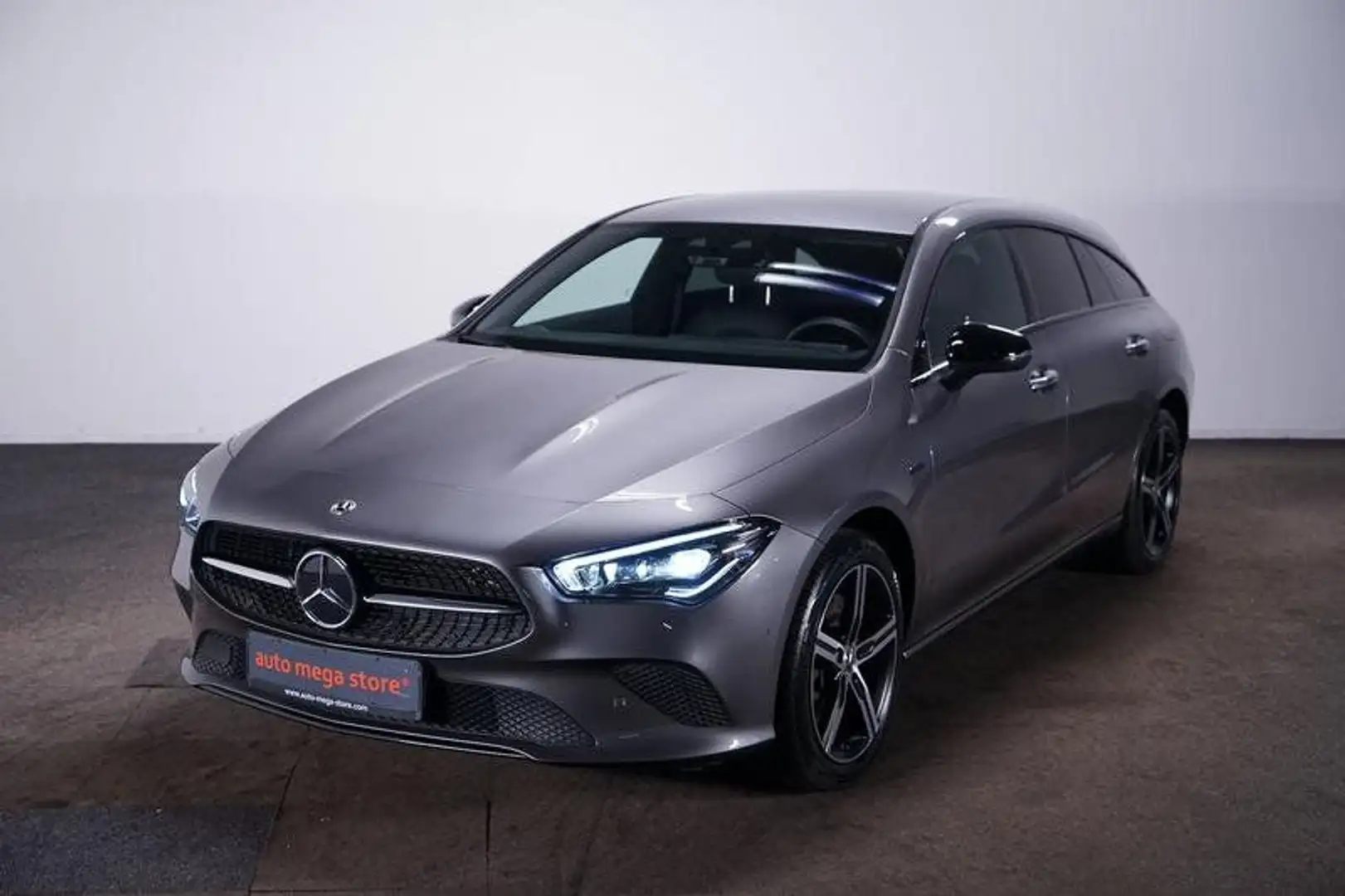 Mercedes-Benz CLA 250 CLA 250 e Shooting Brake SB SB Progressive AHK/A Gris - 1