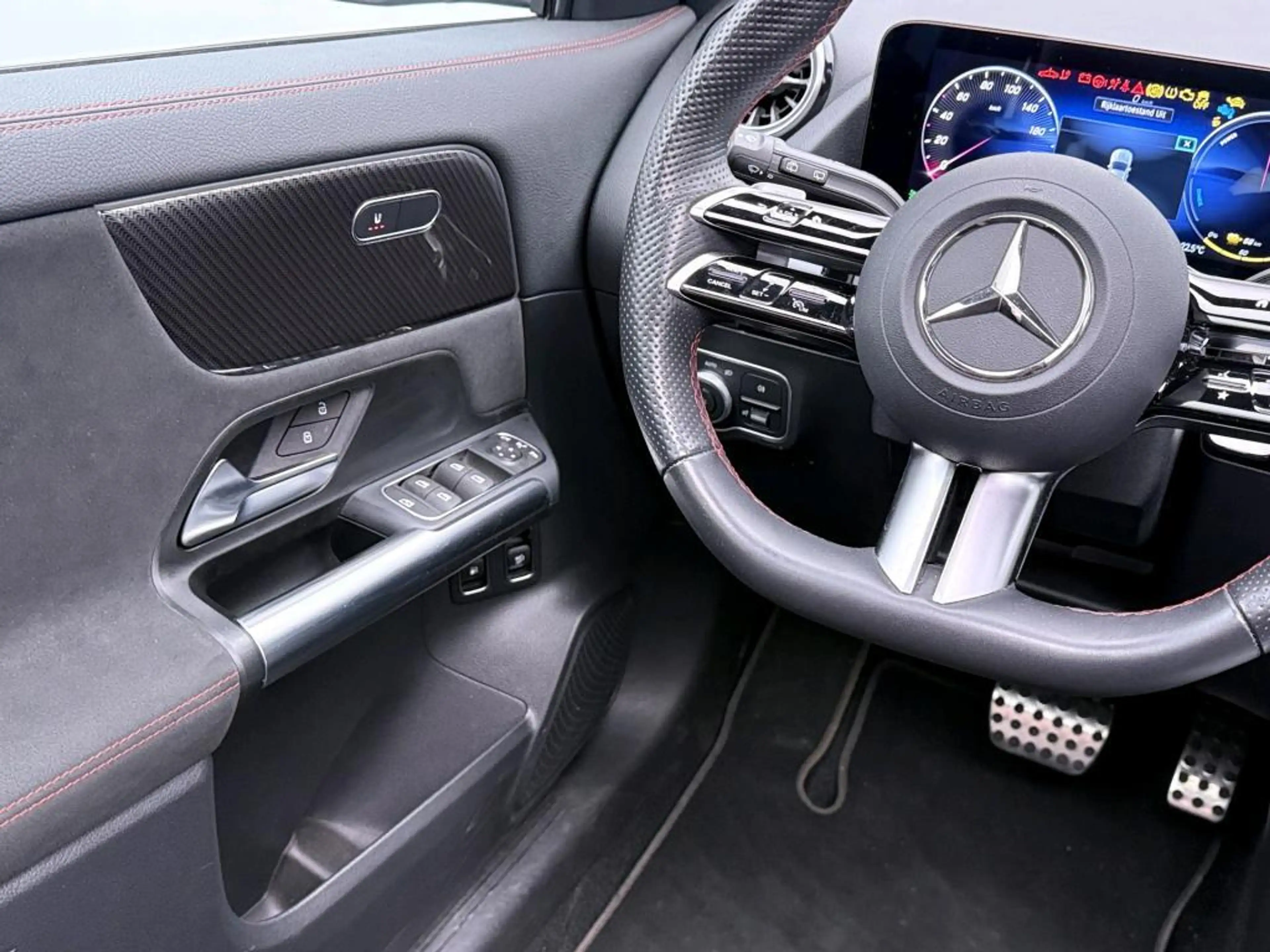 Mercedes-Benz GLA 250 e Business Solution AMG | Panorama - Schuifdak | T — photo 13