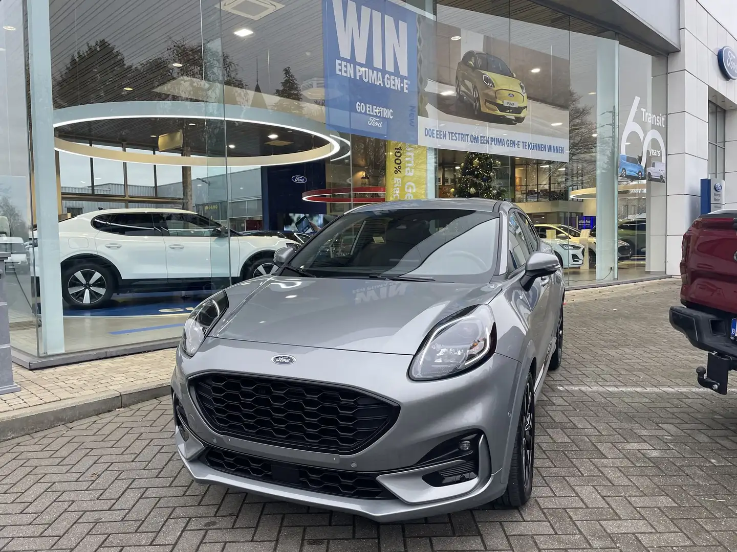 Ford Puma ST-Line X 1.0i EcoBoost mHEV 125ps / 92kW A7 *711 Gris - 2