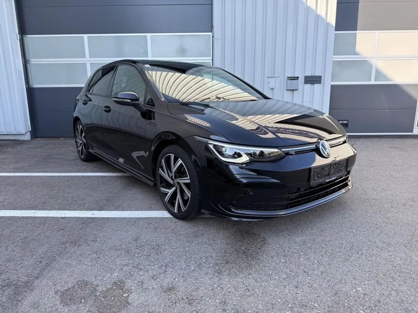Volkswagen Golf R-Line Schwarz - 2