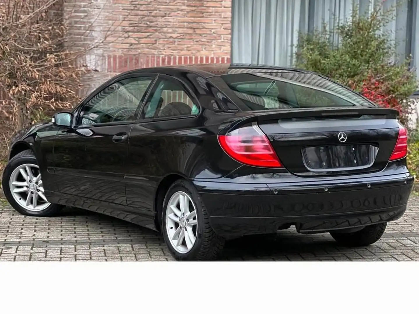 Mercedes-Benz C 180 C 180 Coupe Sport Kompressor Zwart - 2