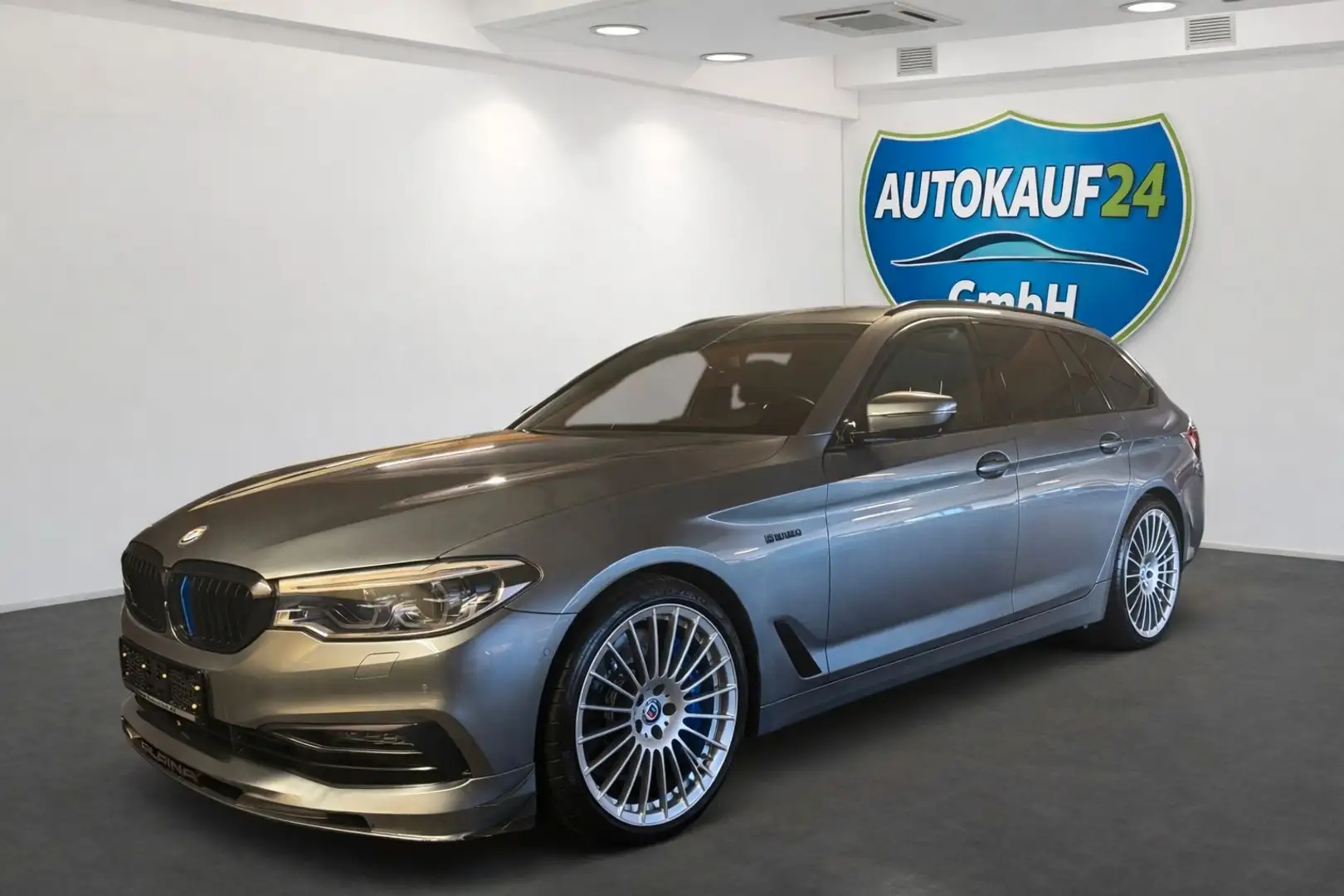Alpina B5 4.4 Bi-Turbo Touring Grau - 1