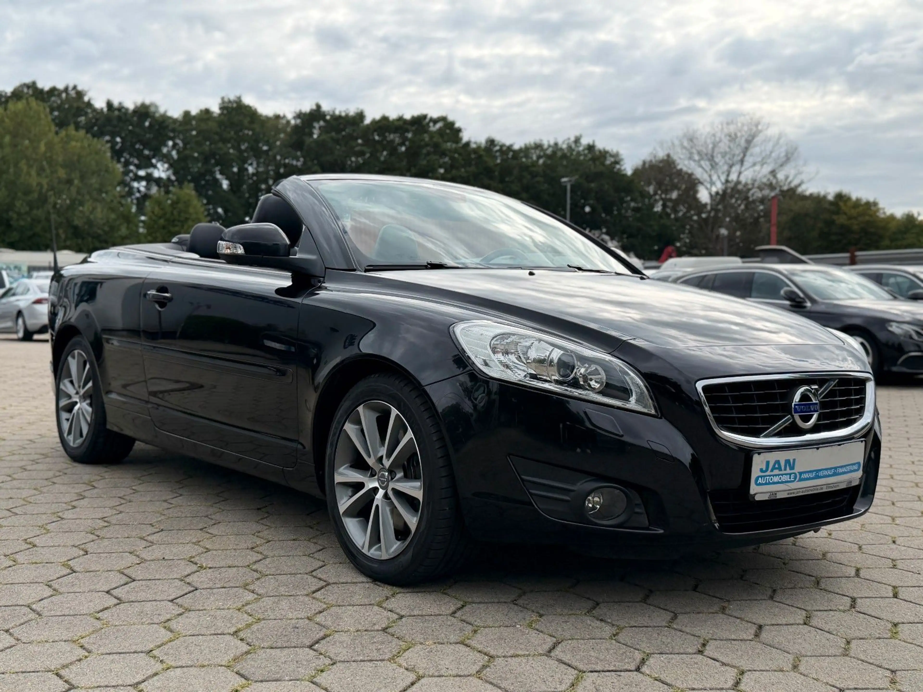 Volvo C70 Cabriolet 2.0 D Summum — photo 9