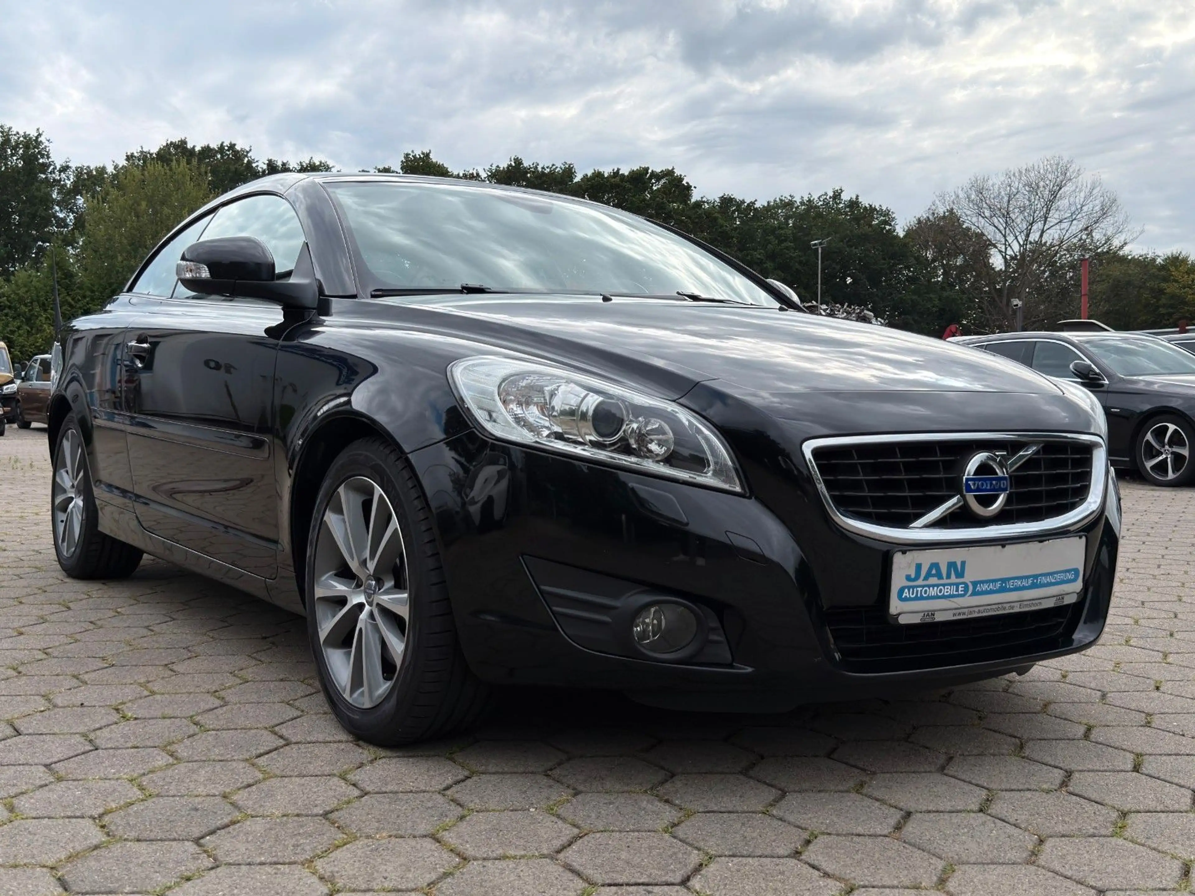 Volvo C70 Cabriolet 2.0 D Summum — photo 2