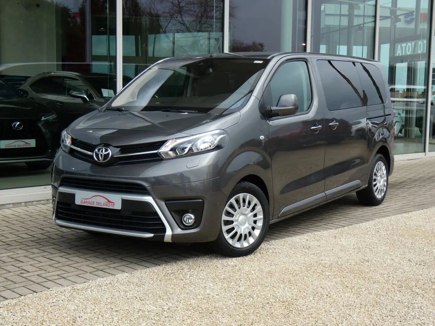 Toyota Proace Verso 2.0 D-4D 8ZITPL +Camera +Dodehoek +Zetelverw Gris - 2