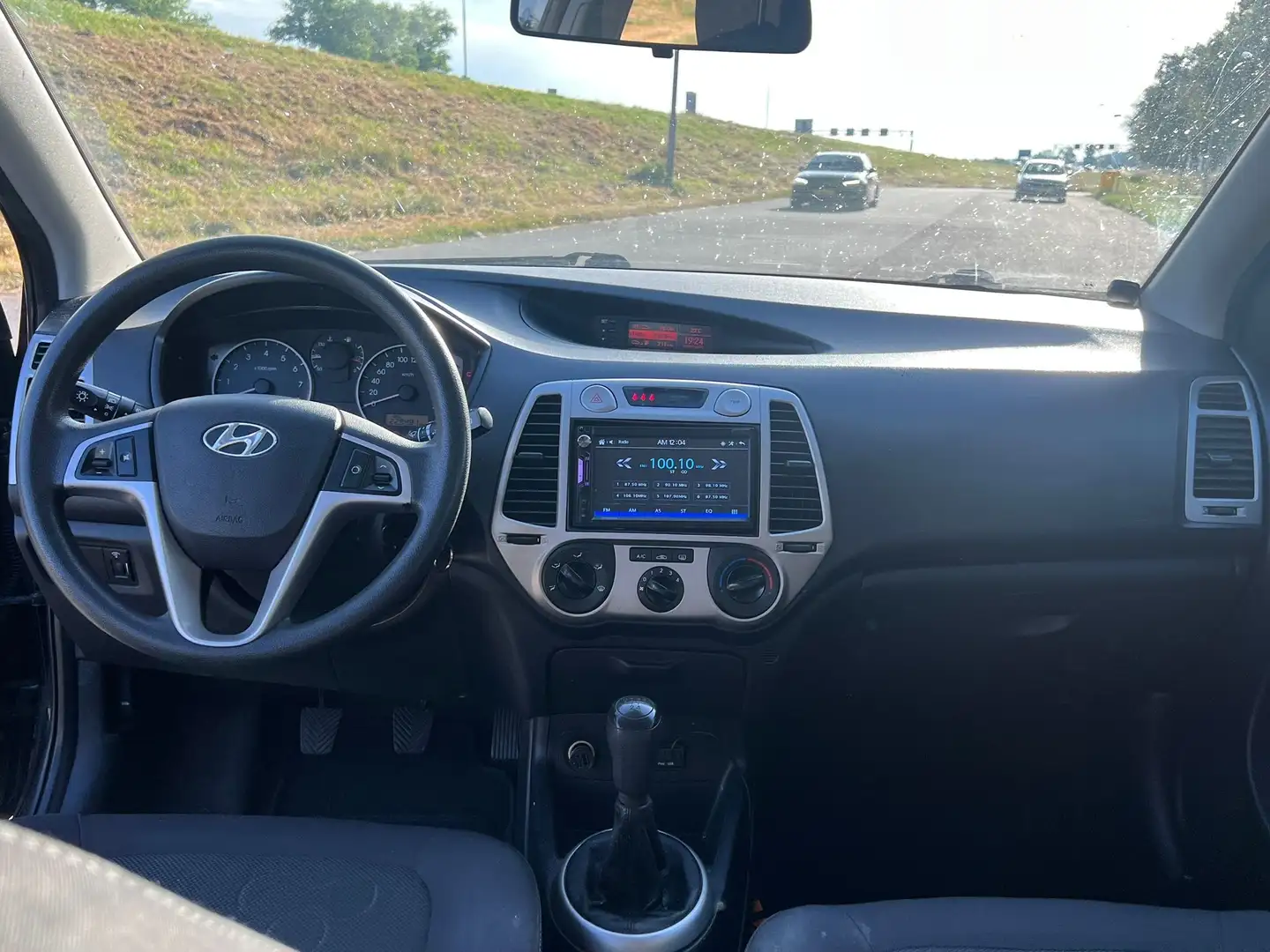 Hyundai i20 1.4i Dynamic Zwart - 2