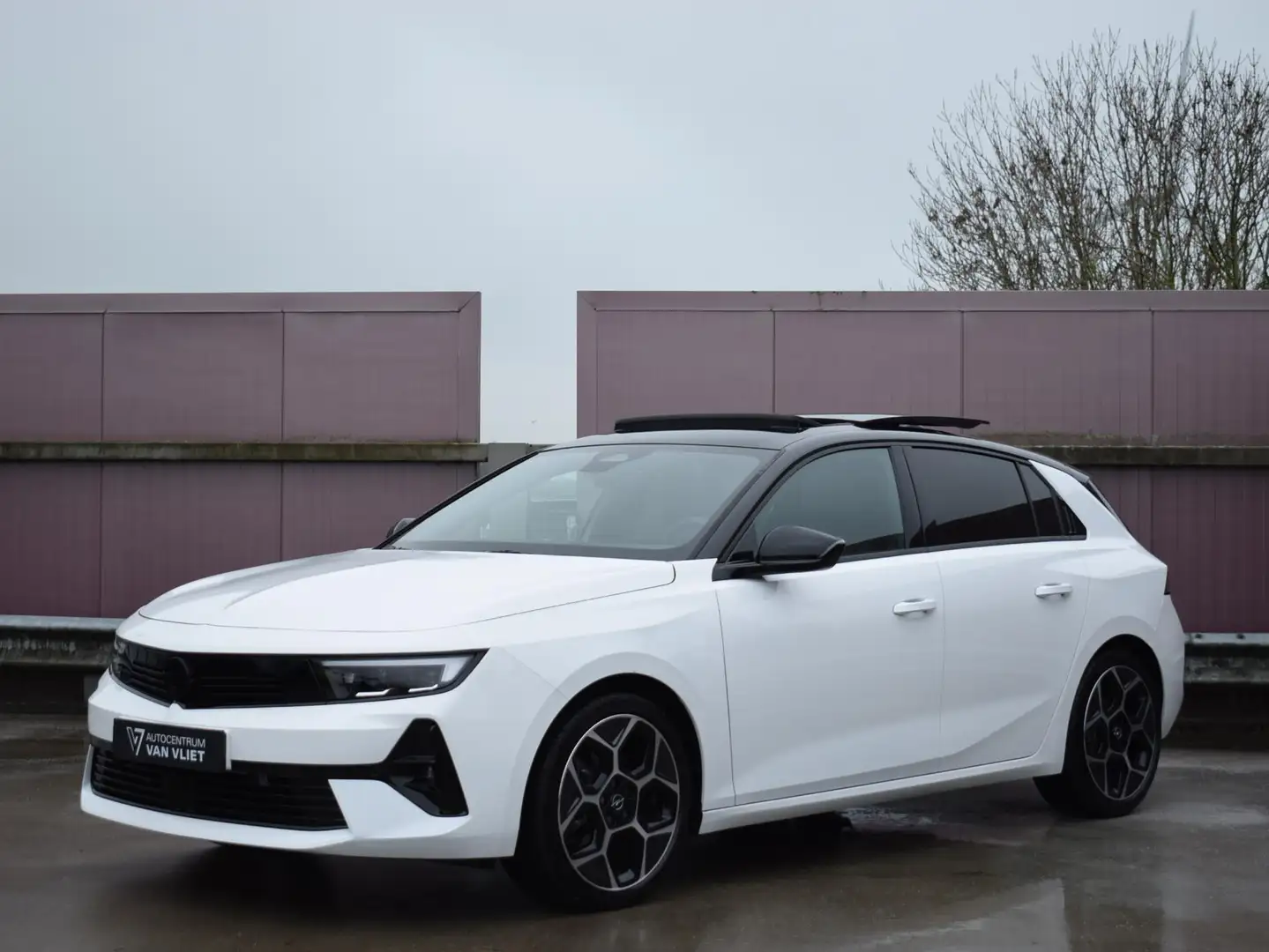 Opel Astra 1.2 Turbo Hybrid Ultimate SCHUIFDAK | ALCANTARA | Weiß - 2