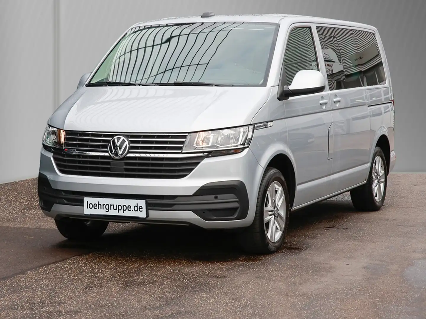 Volkswagen T6 Multivan T6.1 2.0 TDI DSG 4M AHK/Navi Silber - 2