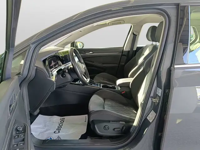 Volkswagen Golf view 8