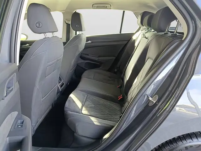 Volkswagen Golf view 9