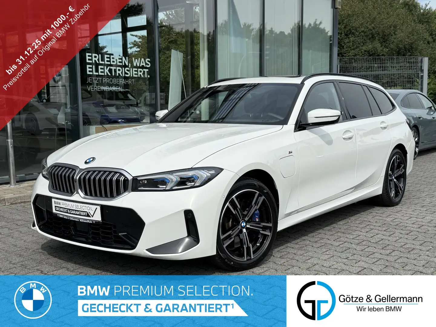 BMW 330 e xDrive Touring M Sportpaket //Pano FACELIFT Weiß - 1