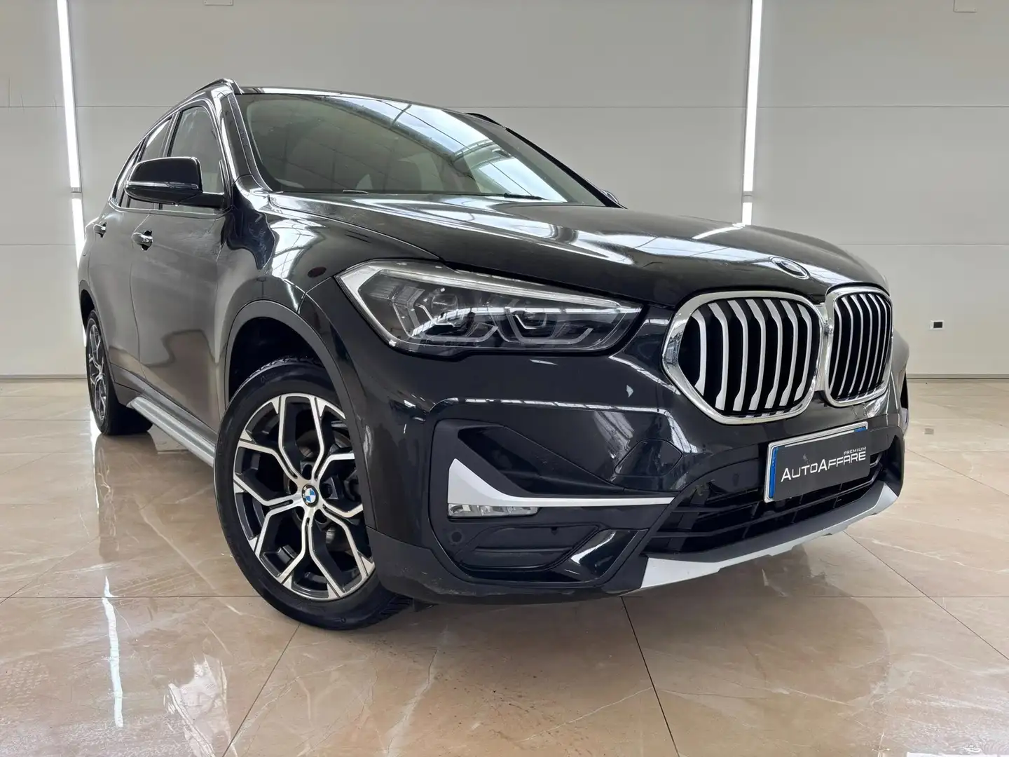 BMW X1 X1 F48 2019 xdrive18d xLine Plus auto Noir - 1
