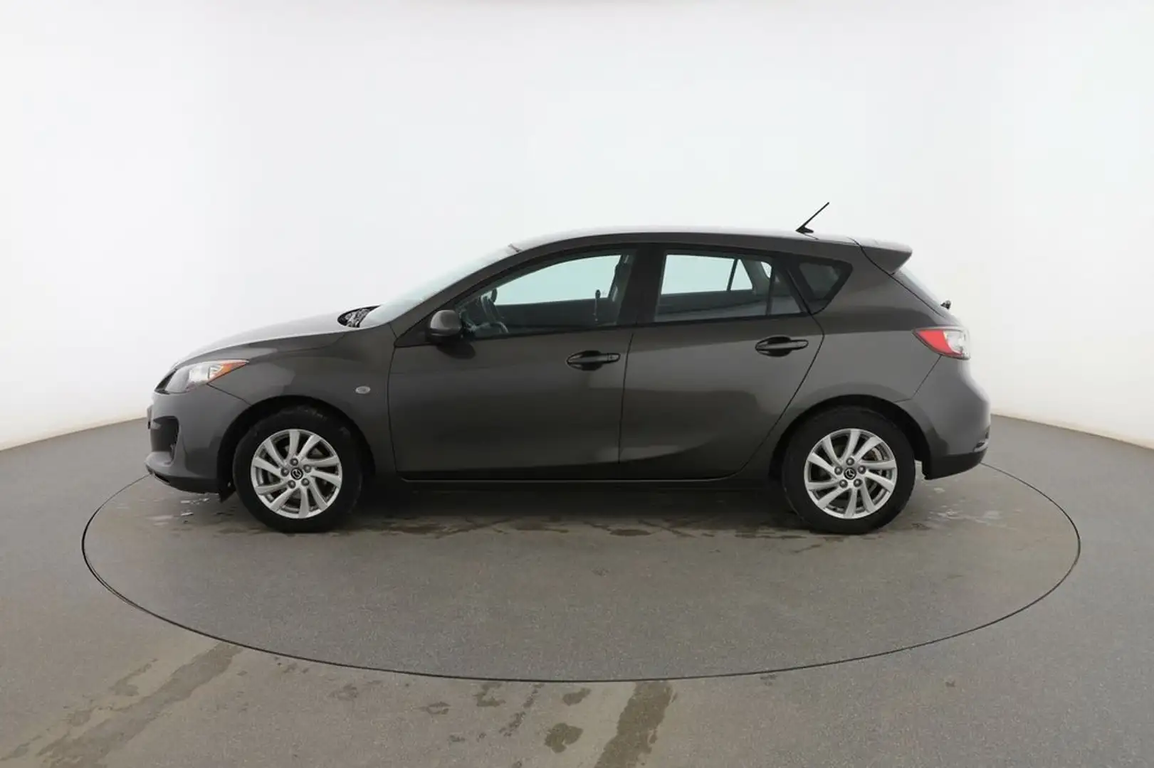 Mazda 3 1.6 CD Diesel MIRAI Gris - 2