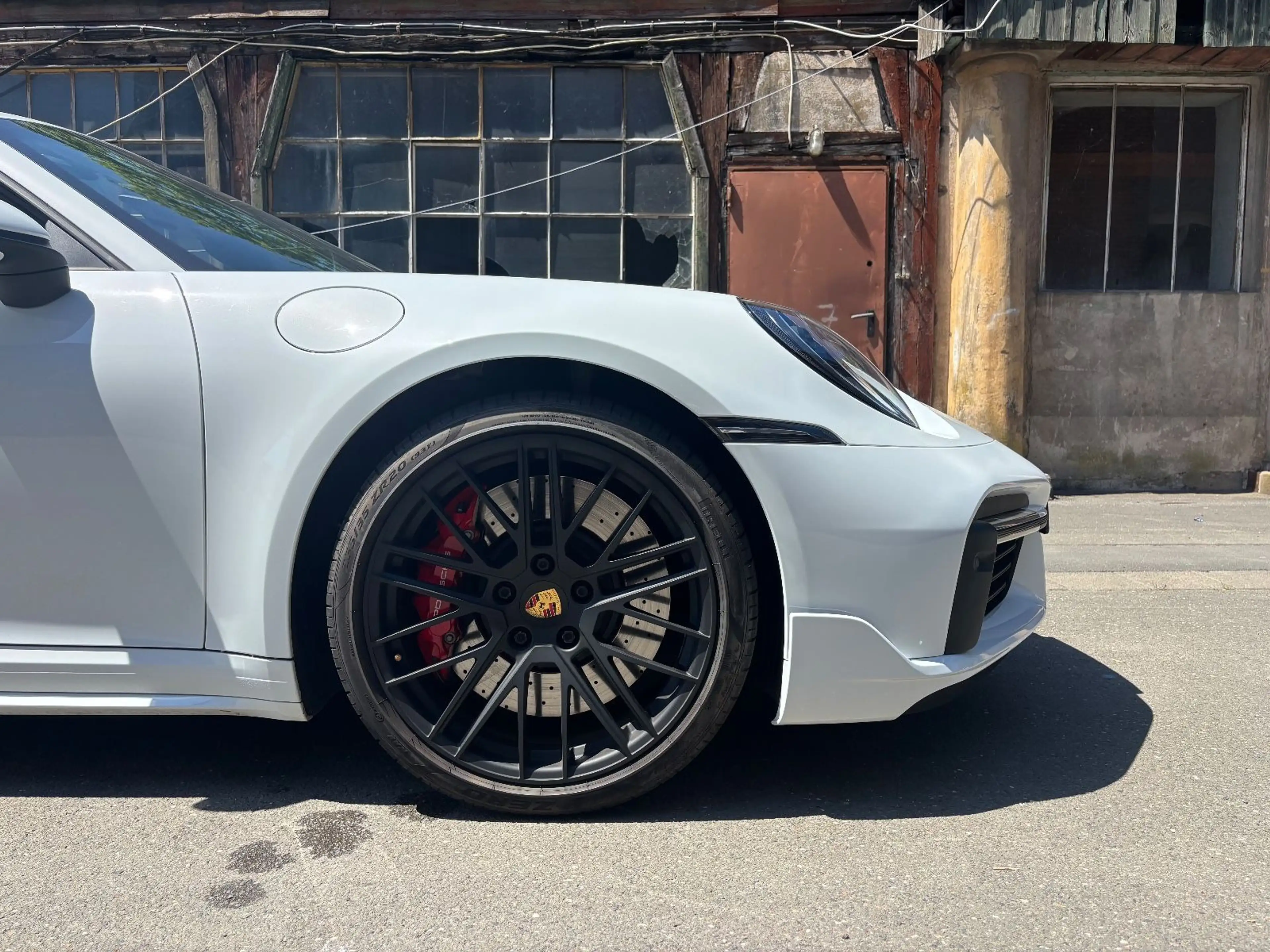 Porsche 911 992 Turbo Cabriolet SportDesign Aero-Kit — photo 22