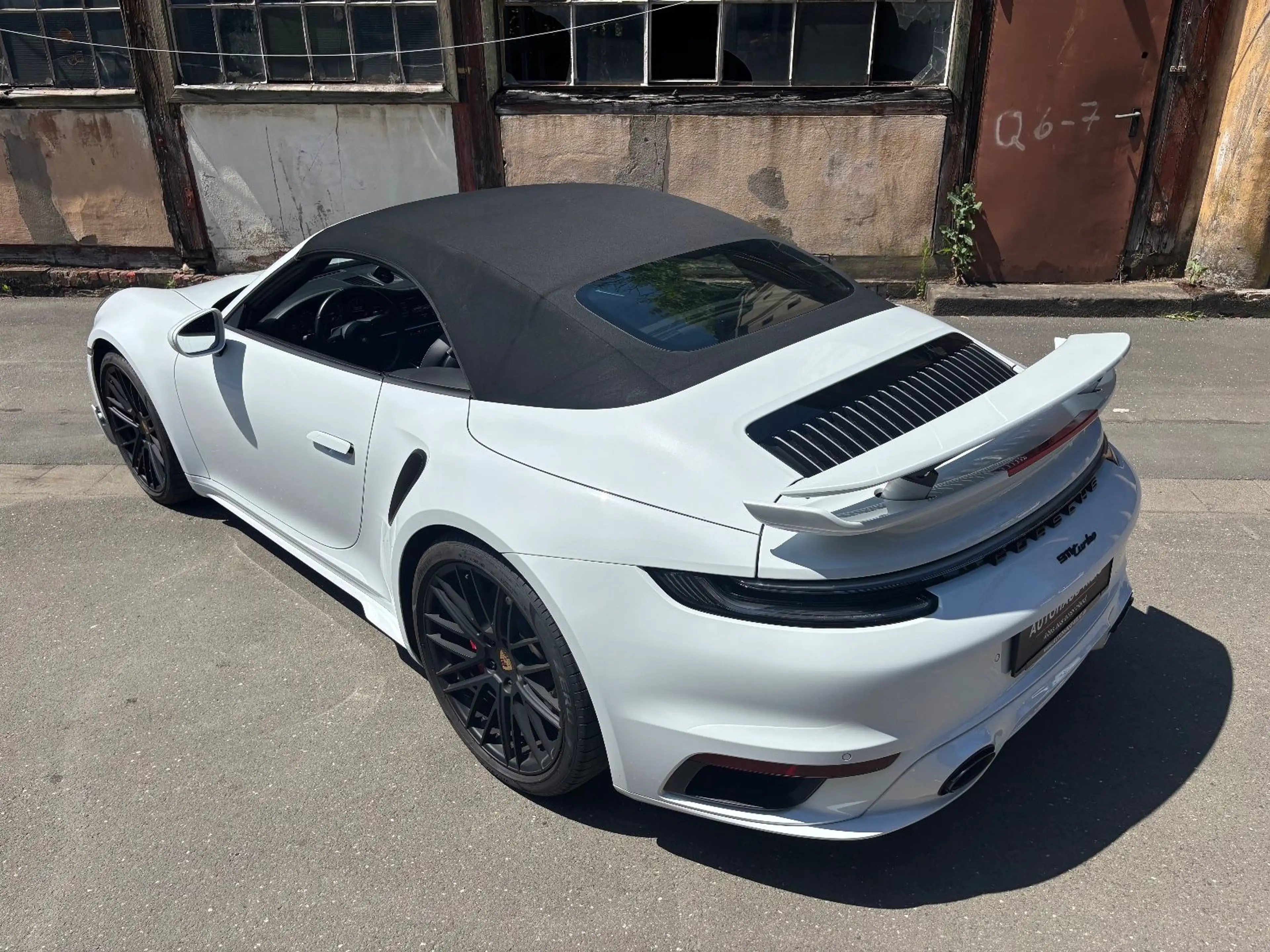 Porsche 911 992 Turbo Cabriolet SportDesign Aero-Kit — photo 28