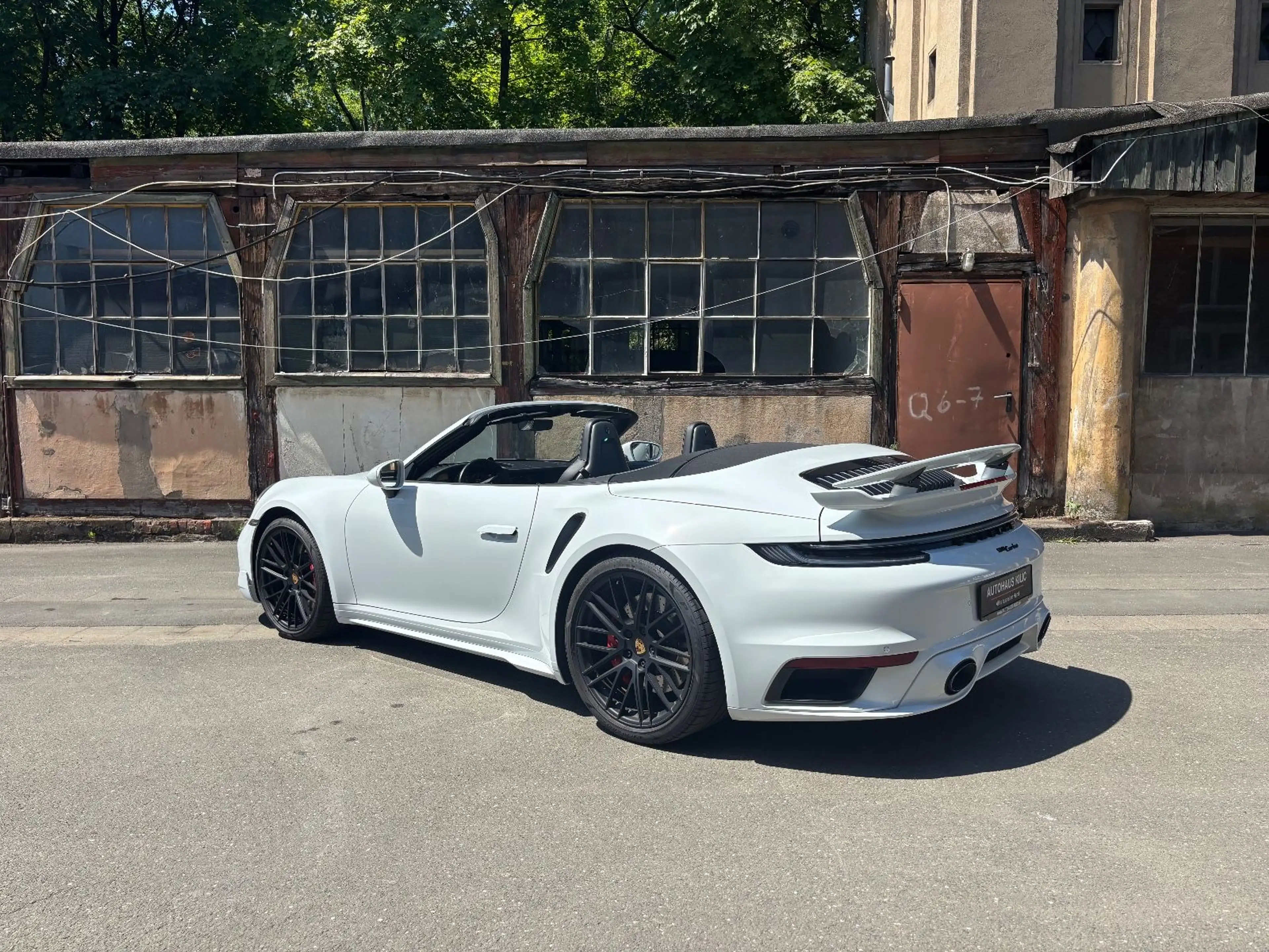 Porsche 911 992 Turbo Cabriolet SportDesign Aero-Kit — photo 4