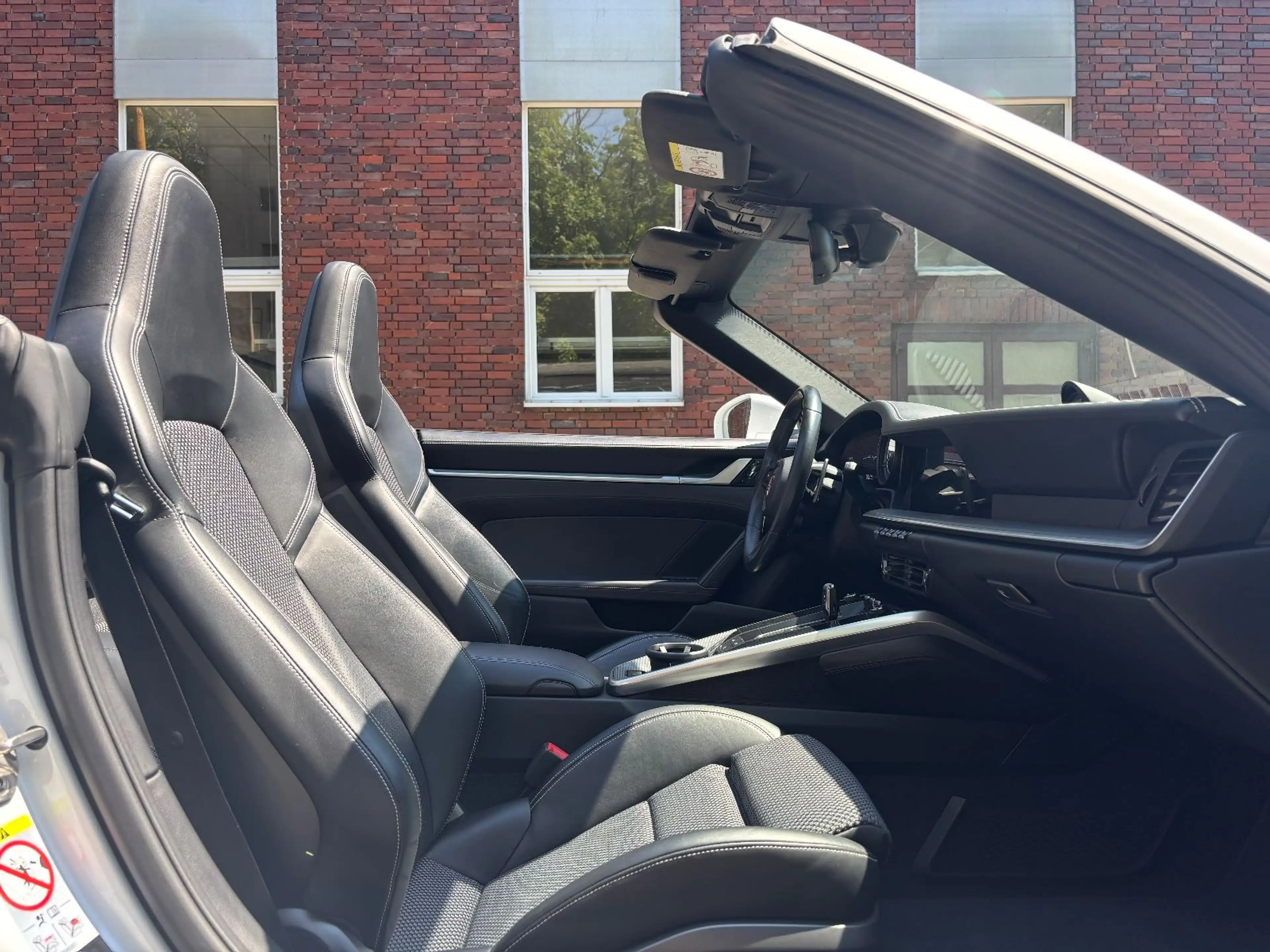 Porsche 911 992 Turbo Cabriolet SportDesign Aero-Kit — photo 6