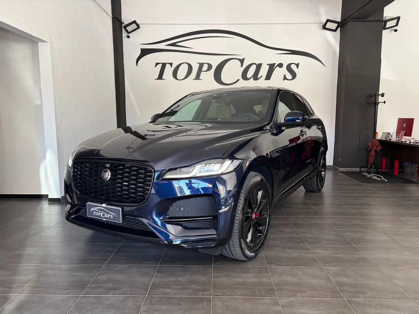 Jaguar F-Pace 2.0d i4 mhev HSE awd 204cv auto Blau - 1