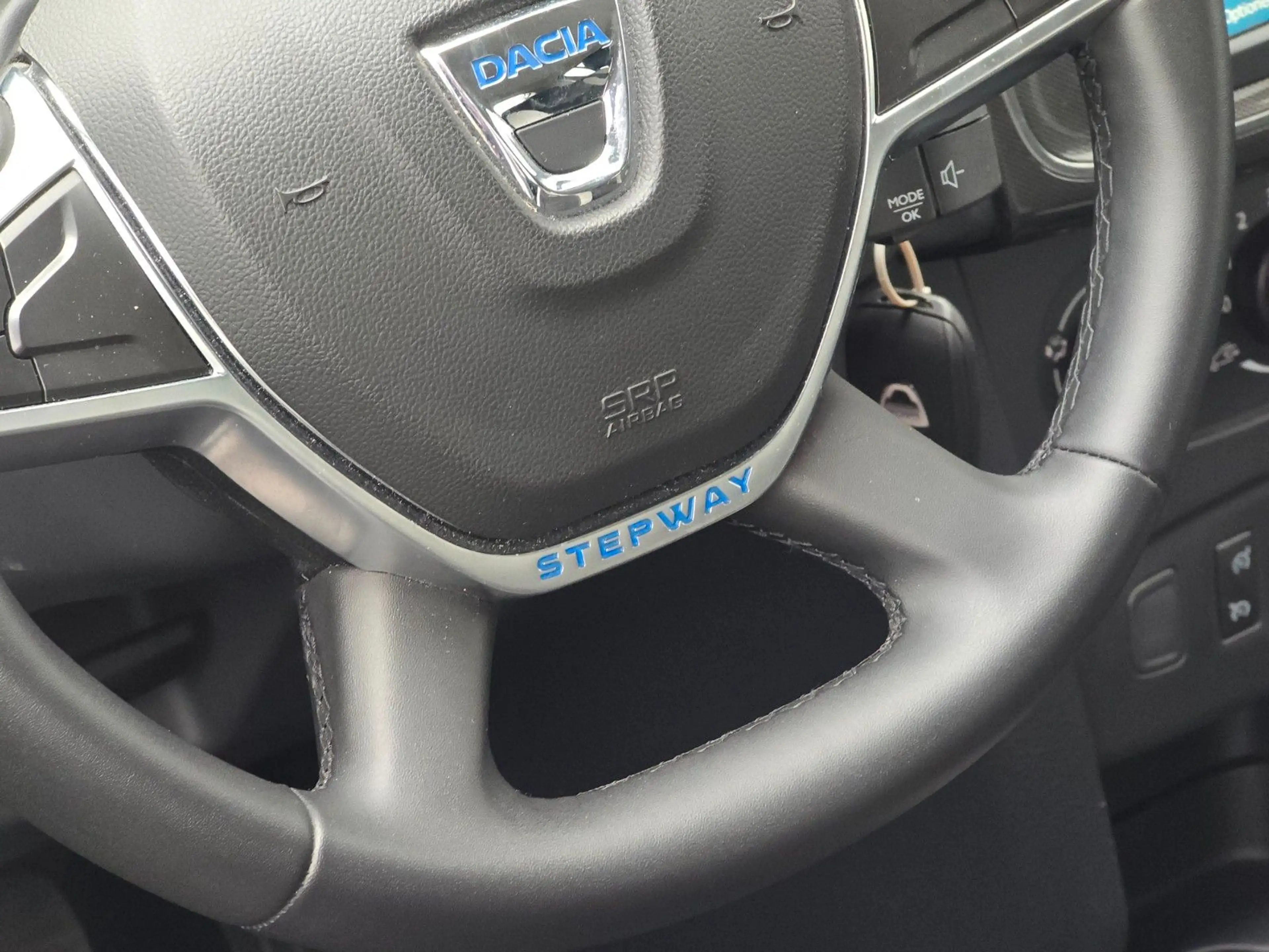Dacia Sandero II Stepway Prestige — photo 15