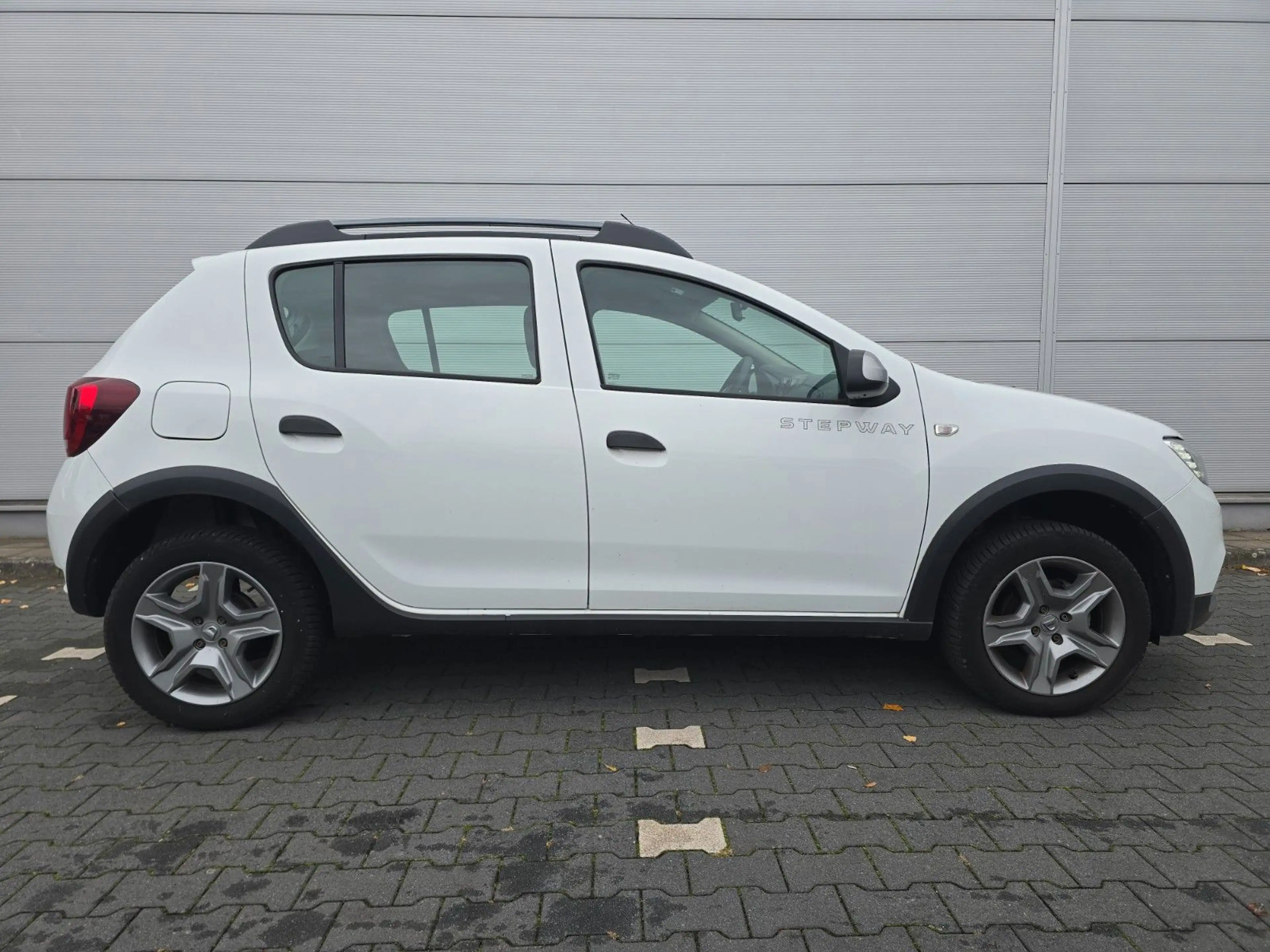 Dacia Sandero II Stepway Prestige — photo 7