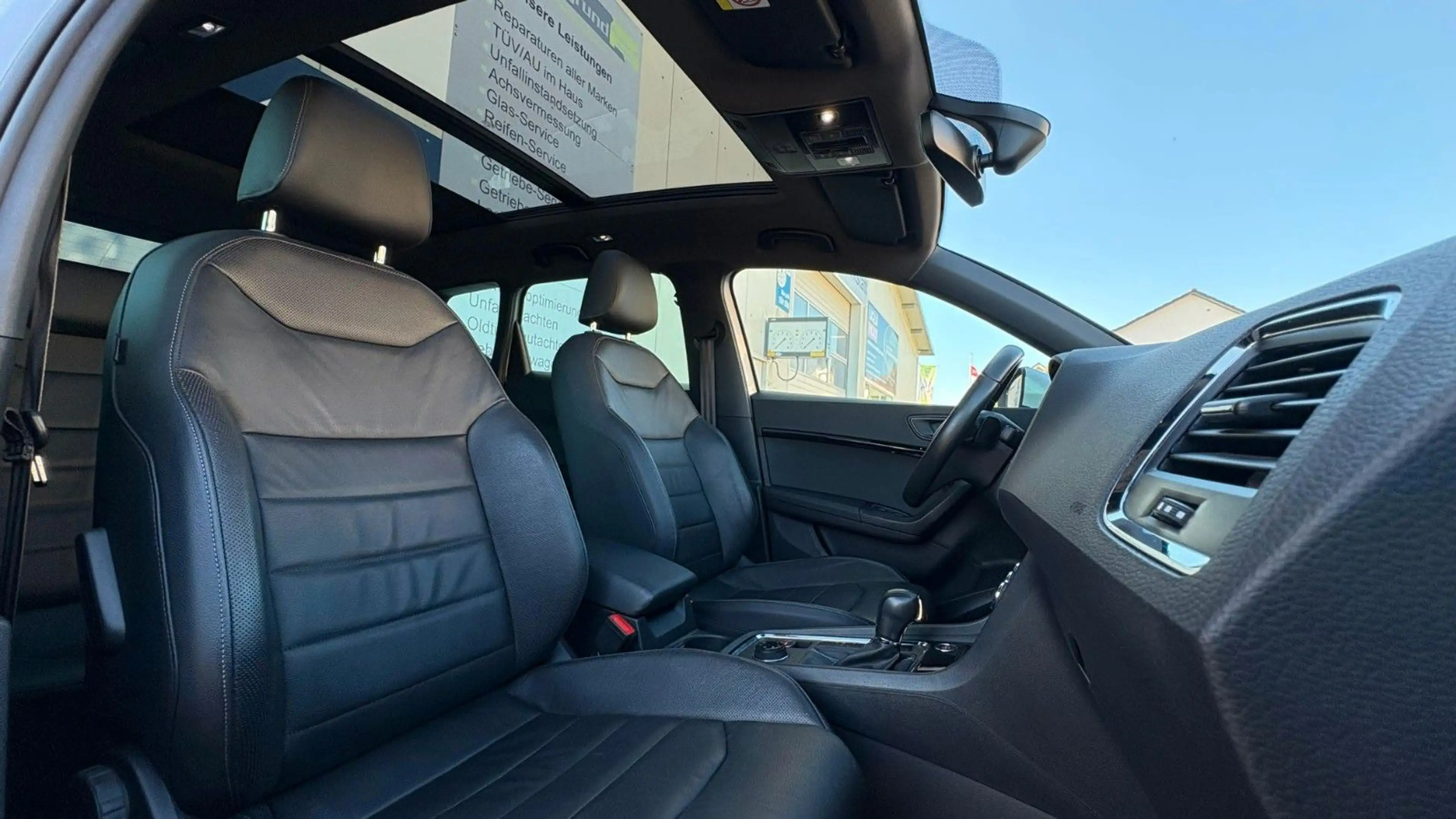 SEAT Ateca 2.0TSI Xcellence 4x4 360°Kam AHK Pano-dach — photo 13