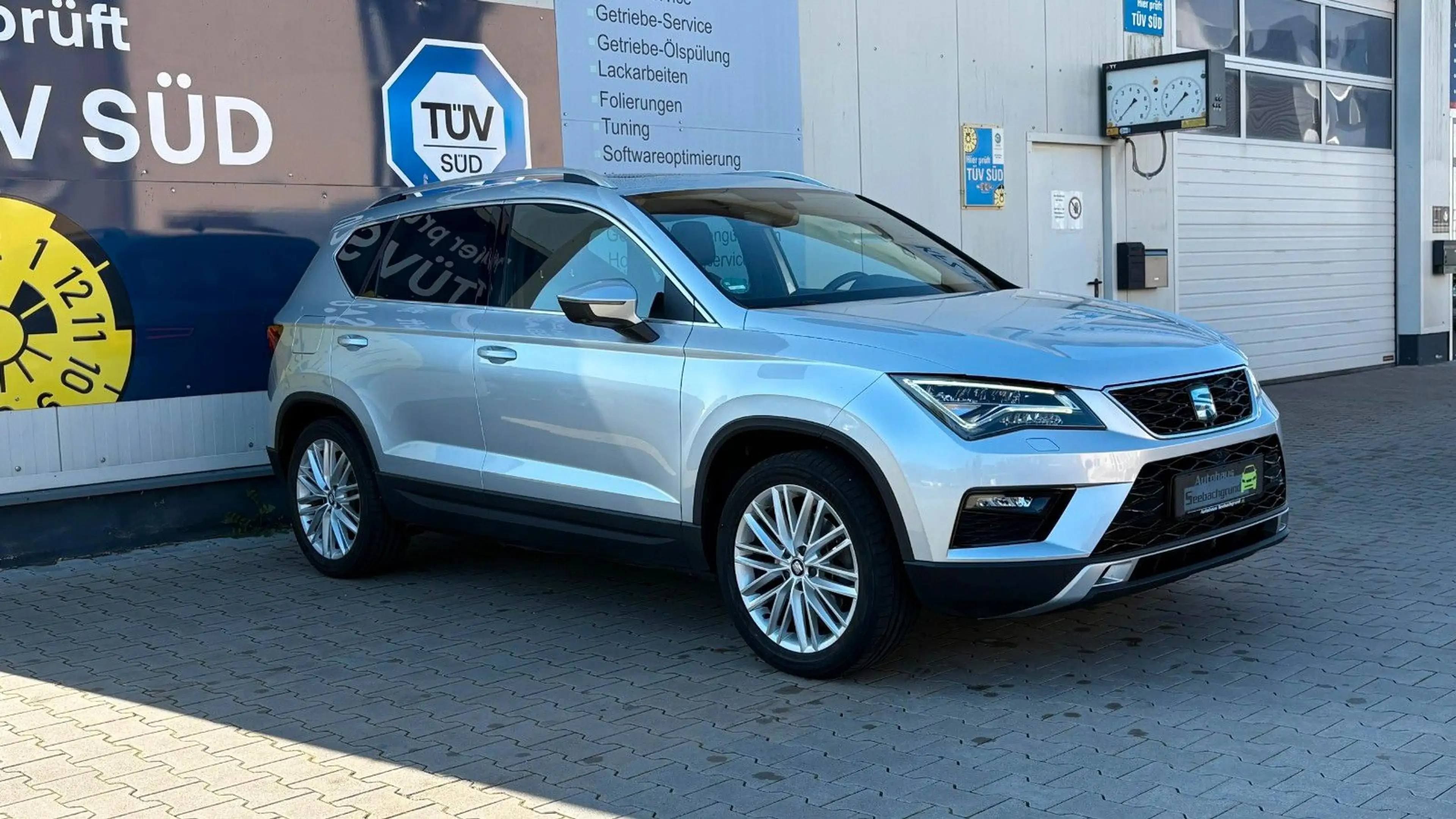 SEAT Ateca 2.0TSI Xcellence 4x4 360°Kam AHK Pano-dach — photo 4