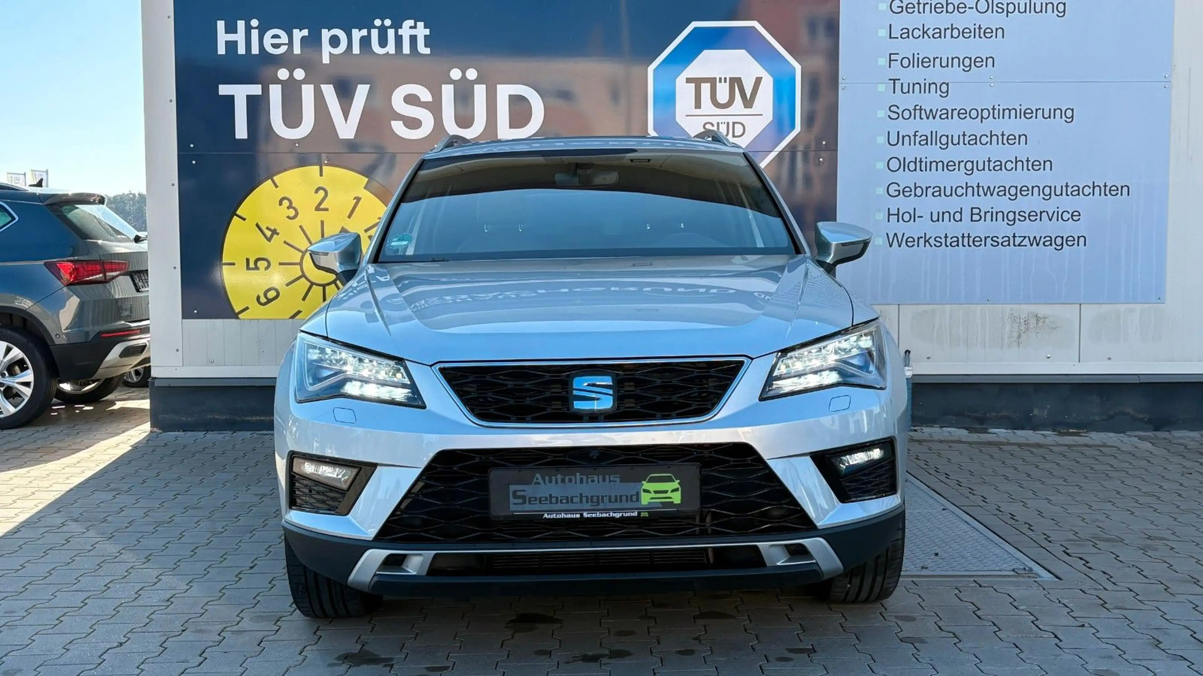 SEAT Ateca 2.0TSI Xcellence 4x4 360°Kam AHK Pano-dach — photo 2