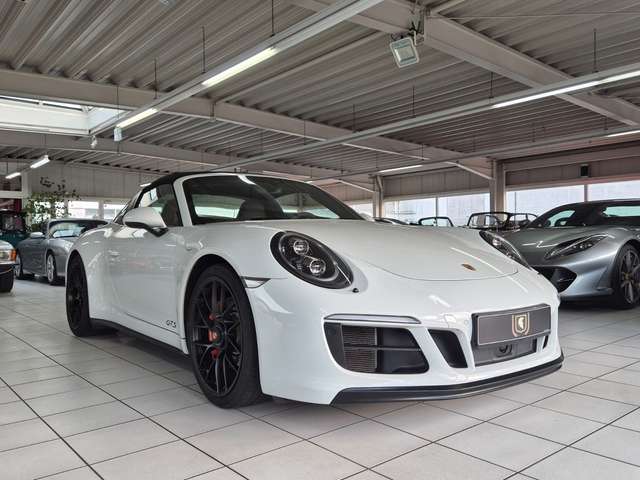 Imagine Porsche 911 Targa 4 GTS/Approved/Interieur Paket GTS