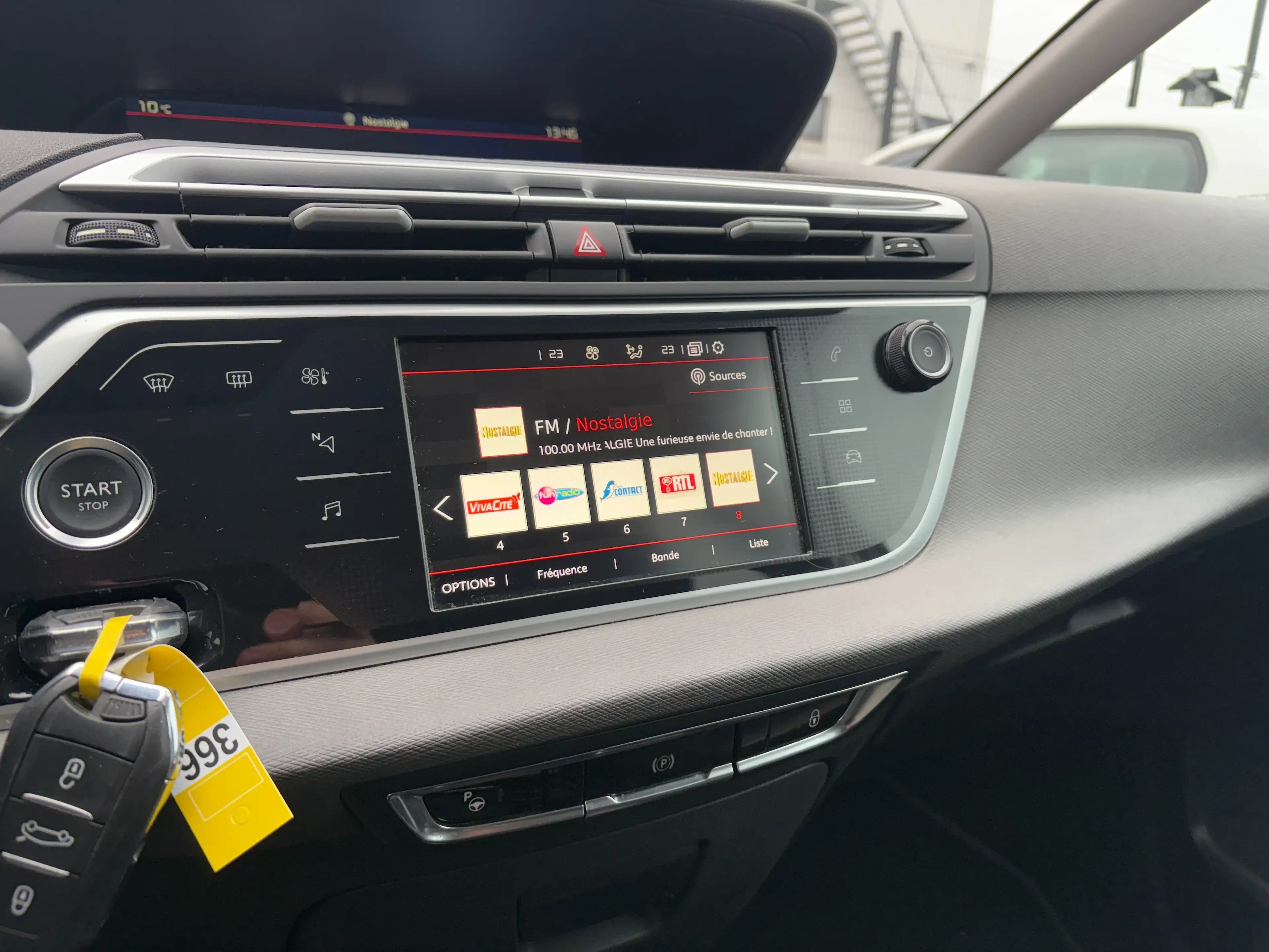 Citroen C4 SpaceTourer 1.2 Shine - EU6D - GARANTIE 1AN - — photo 5