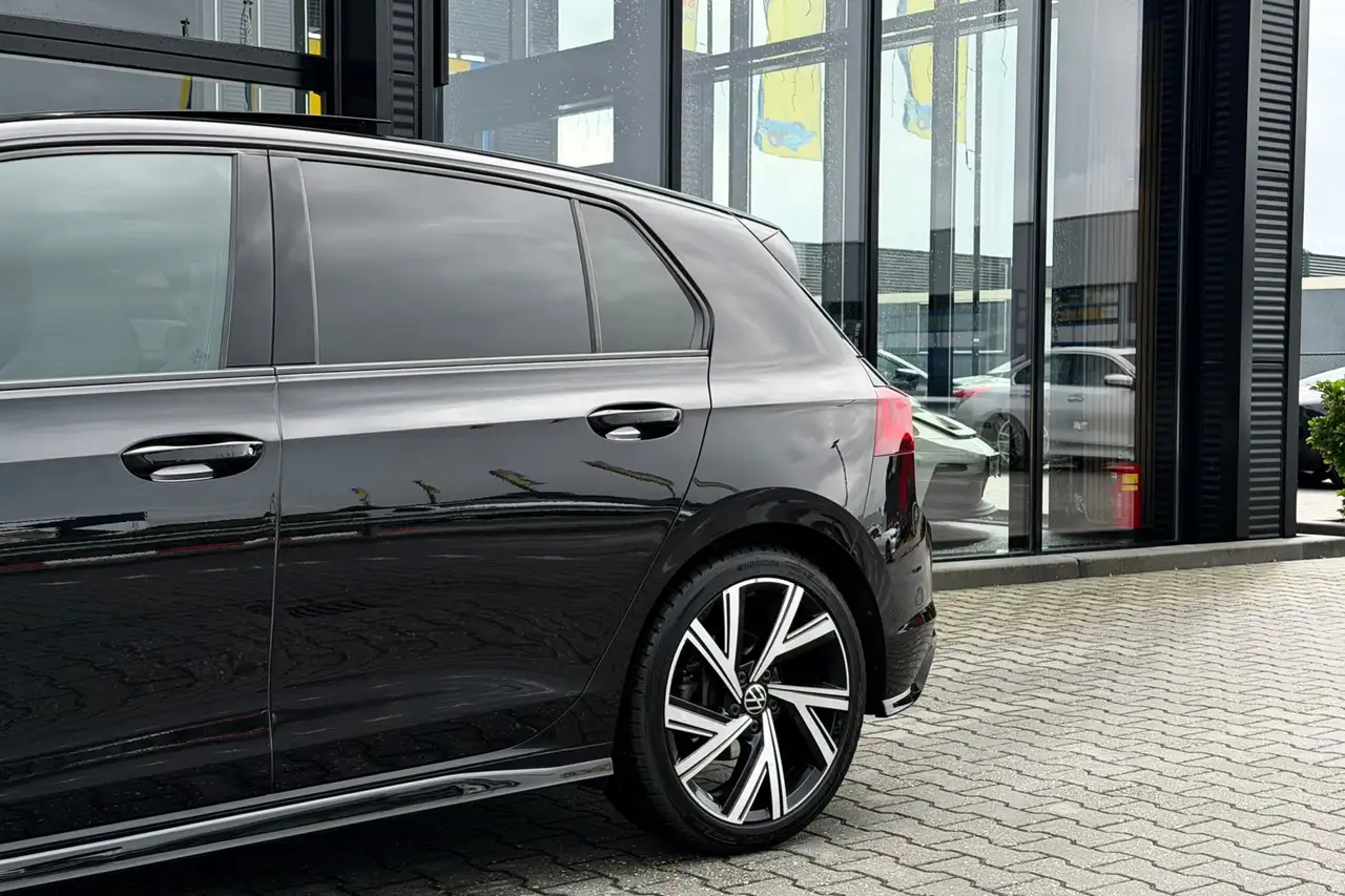 Volkswagen Golf 1.5 eTSI 3 x R-Line, Pano, Sfeer, ACC, Stuurverwar, миниатюра 5