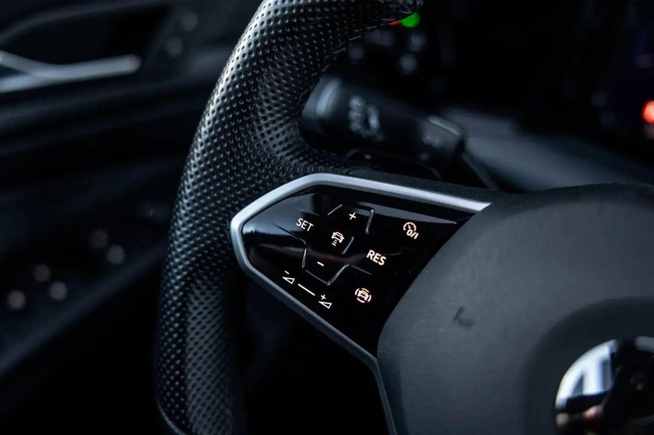 Volkswagen Golf 1.5 eTSI 3 x R-Line, Pano, Sfeer, ACC, Stuurverwar, миниатюра 13