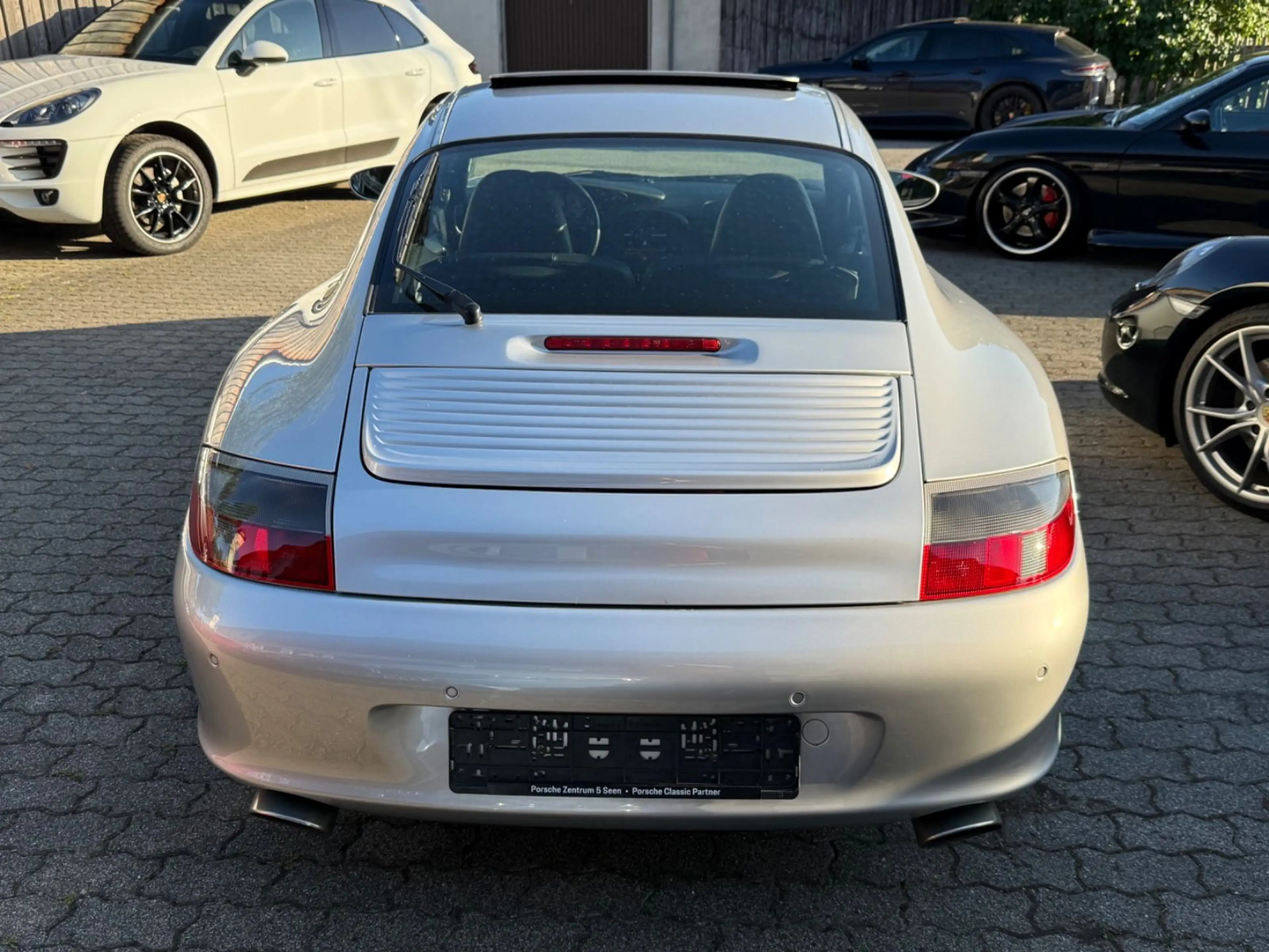 Porsche 996 Carrera Coupé *TRAUMZUSTAND*LIEBHABER* — photo 6