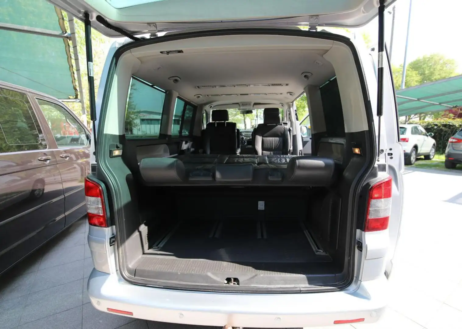Volkswagen T5 Multivan VW T5 2.5tdi 131cv  4motion 7Posti Klima Zilver - 2