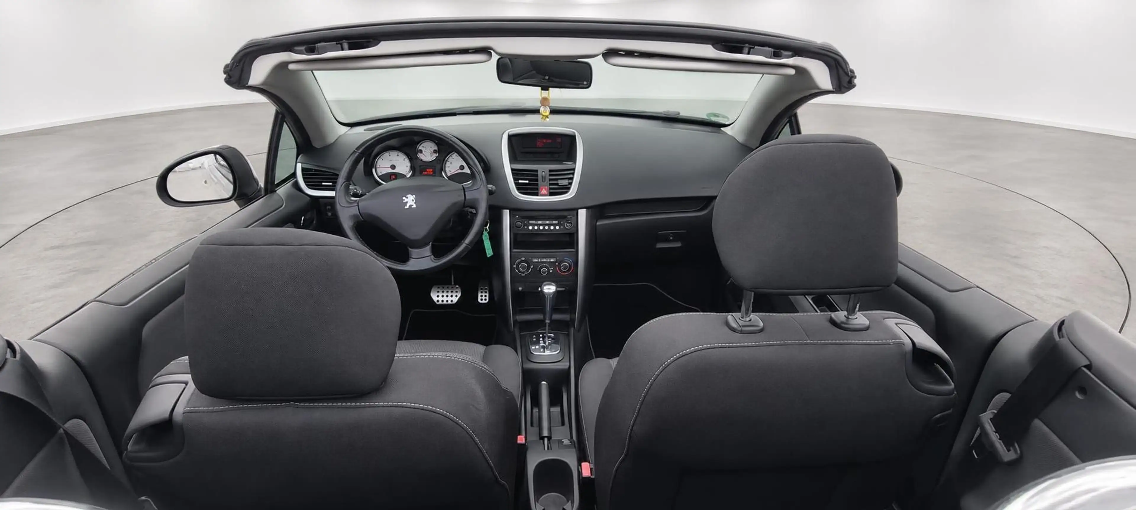 Peugeot 207 Platinum — photo 14