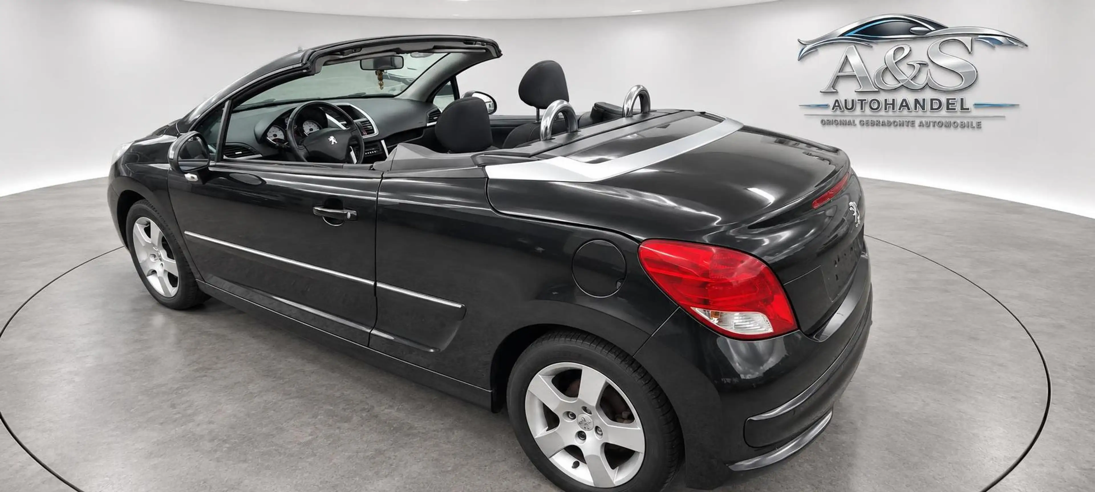 Peugeot 207 Platinum — photo 3