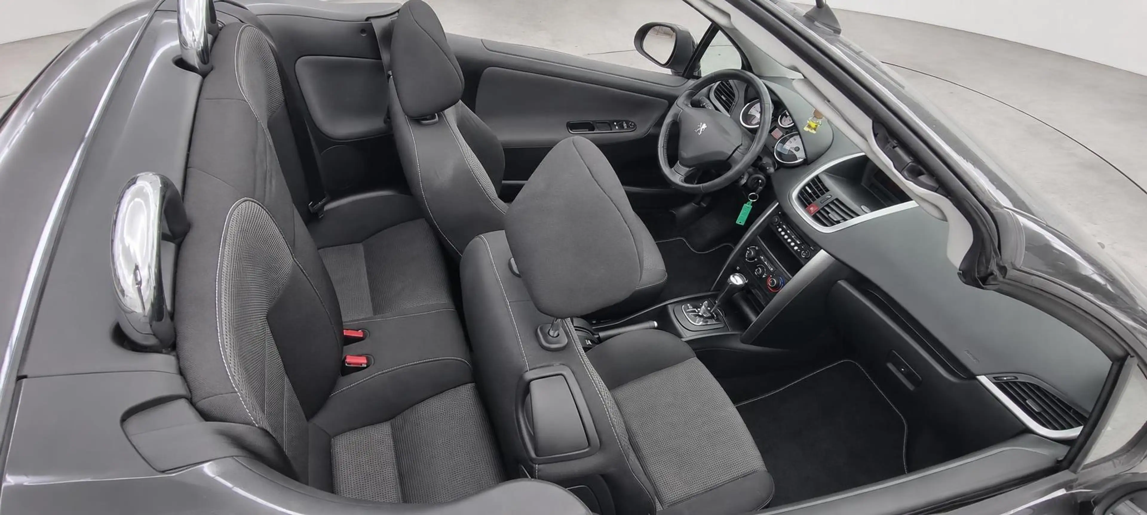 Peugeot 207 Platinum — photo 12