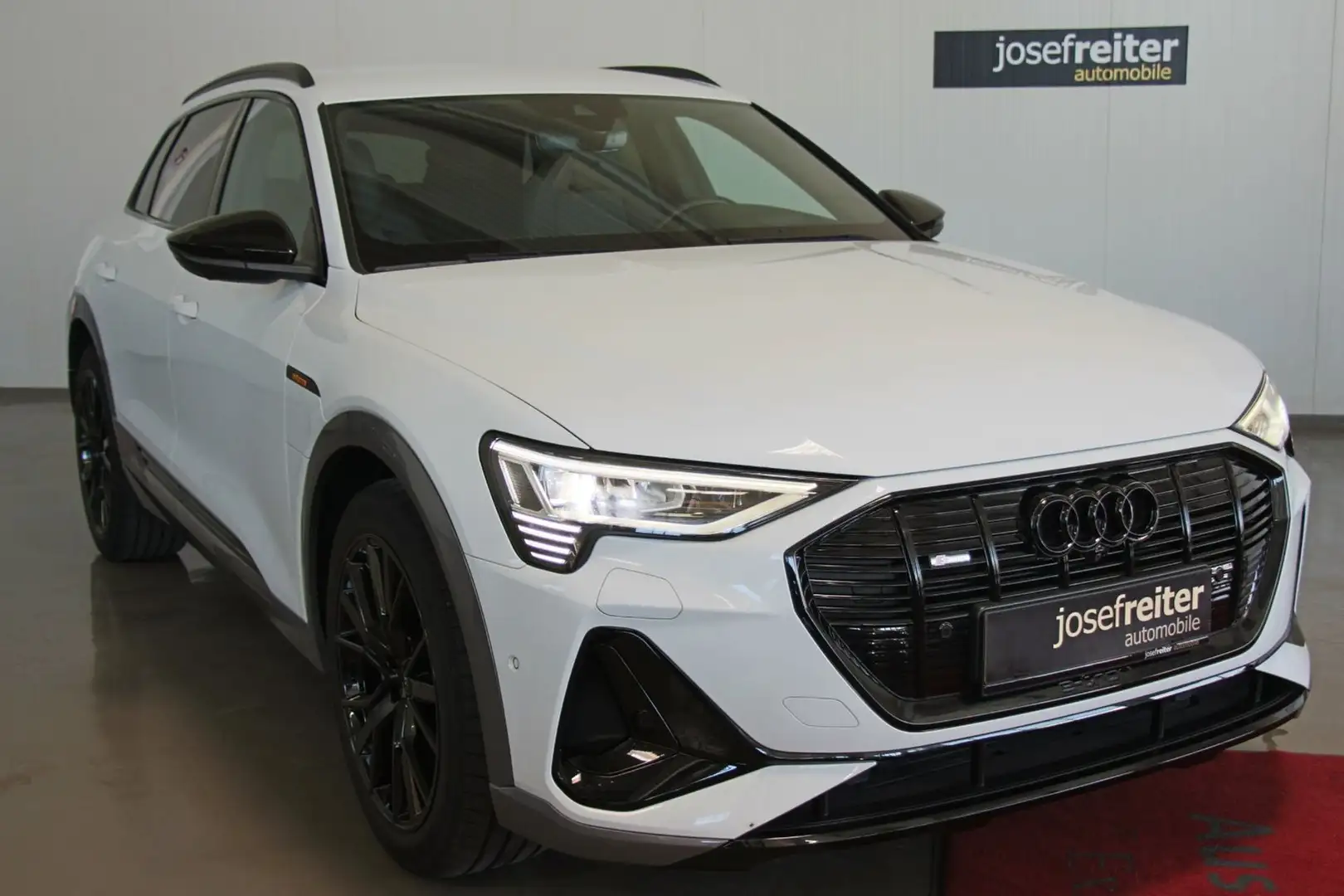 Audi e-tron 50 quattro s line Optik black/AHK/Head-up/MATRIX- Weiß - 1