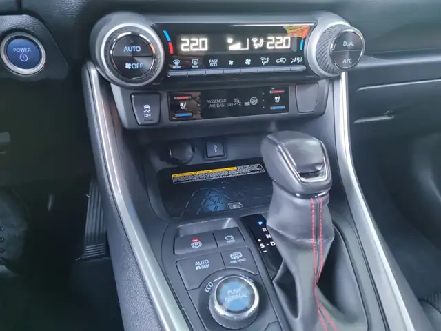 Toyota Rav4 view 14