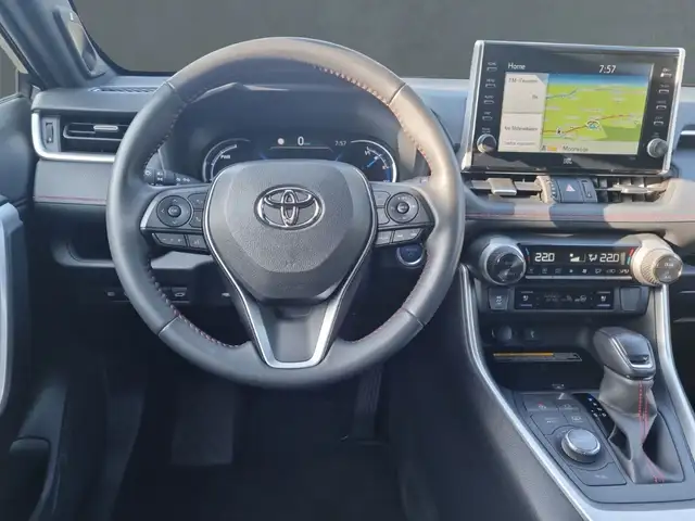Toyota Rav4 view 6