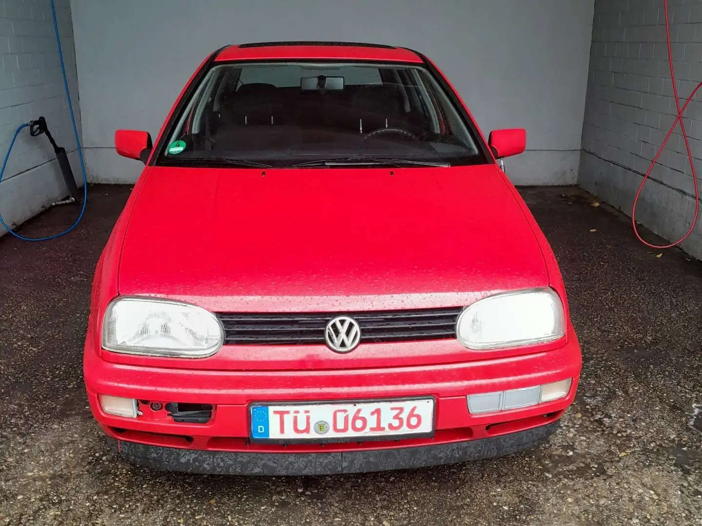 Volkswagen Golf 1.8 Automatik Rojo - 1