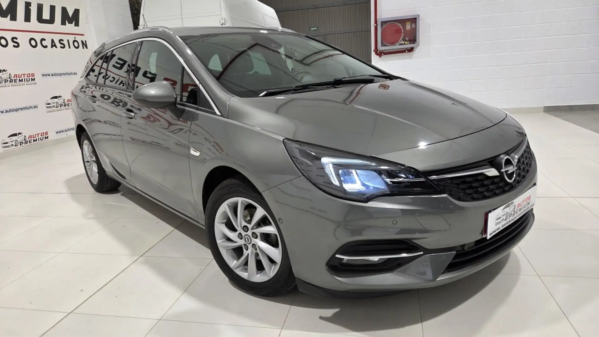 Opel Astra ST 1.5D S/S Elegance 122 Gris - 2