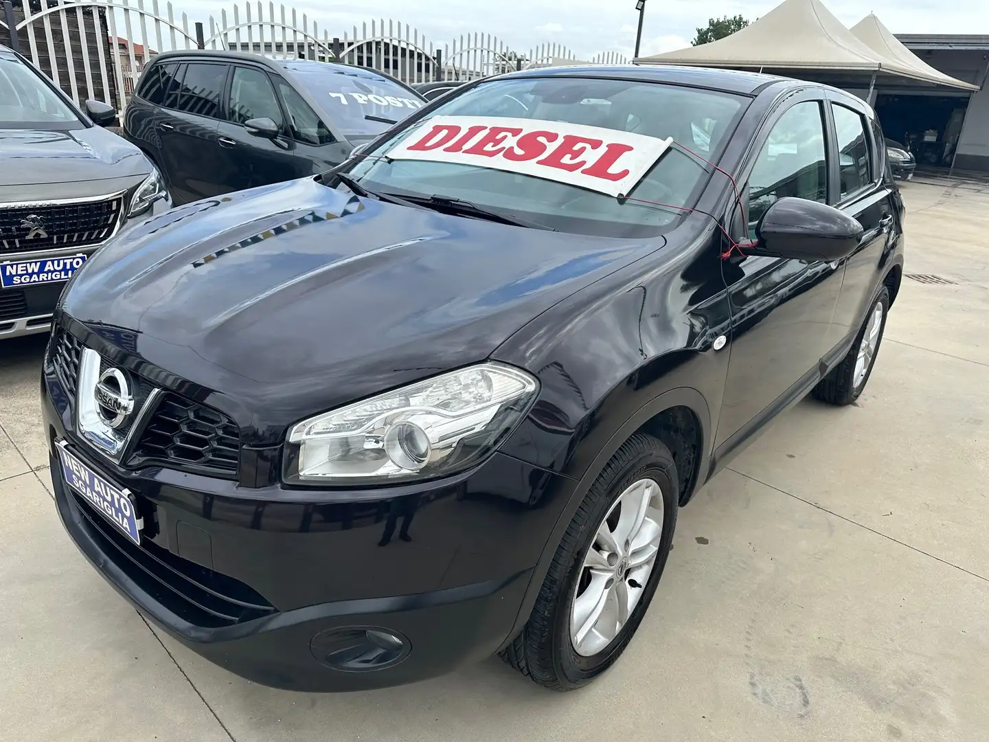 Nissan Qashqai 1.5 dci Tekna Nero - 1