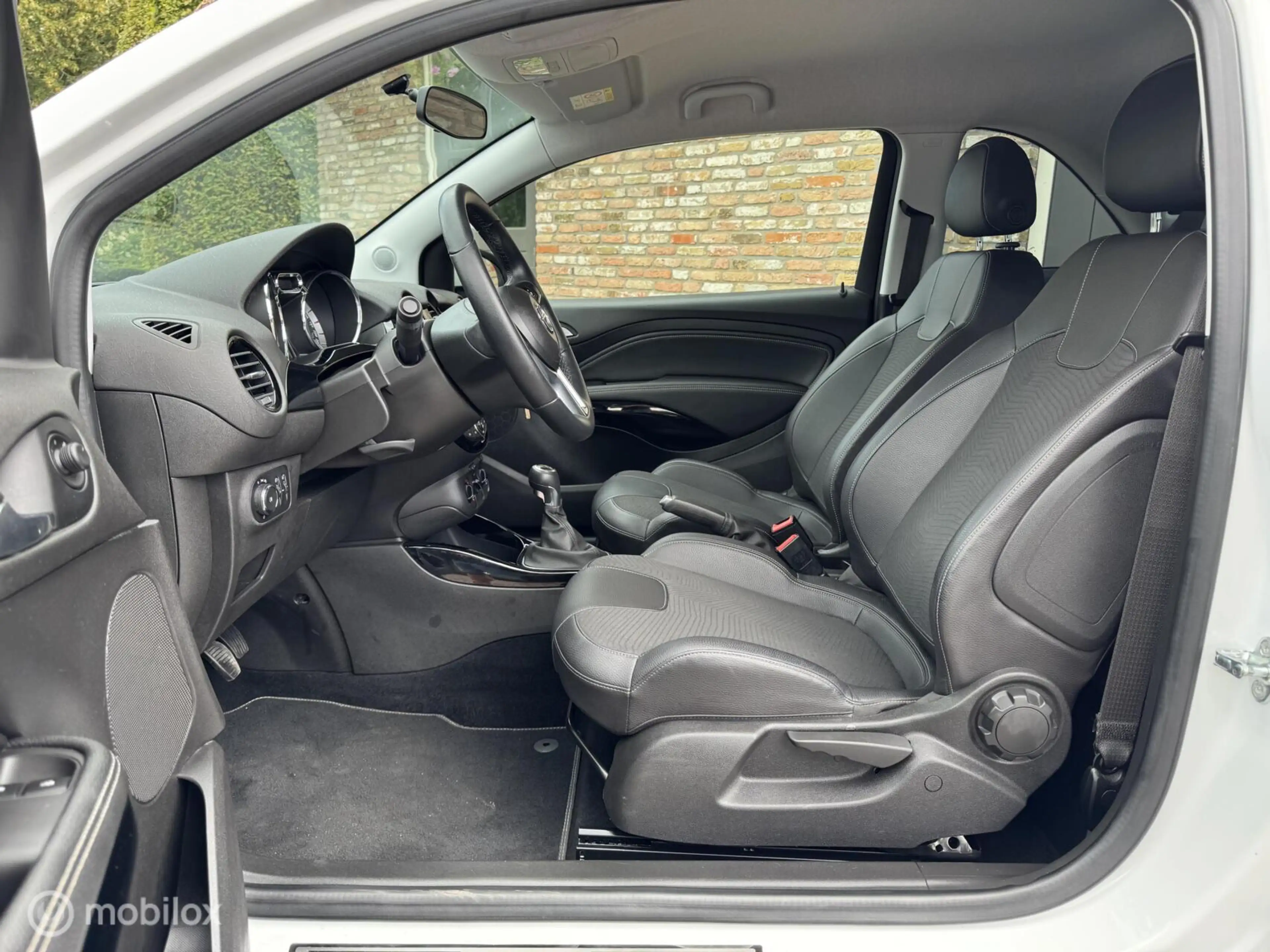 Opel Adam 1.2. Nieuwe Apk — photo 14