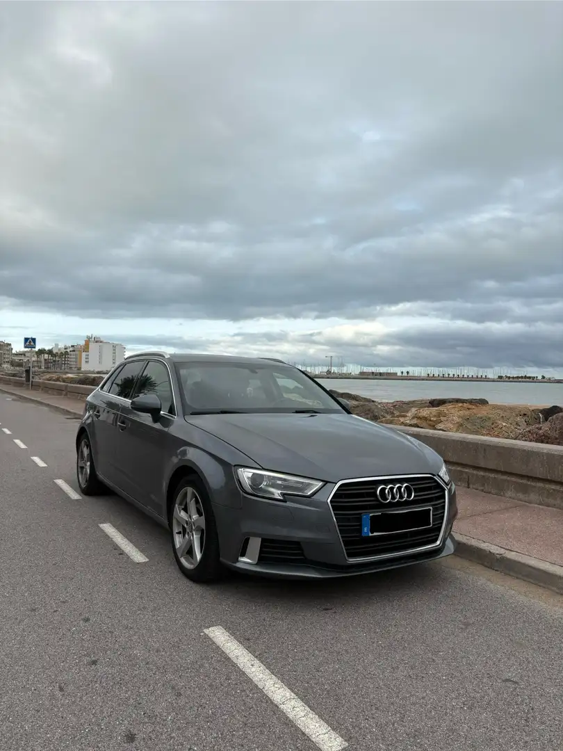 Audi A3 Sportback 1.6TDI Design Edition 85kW - 2