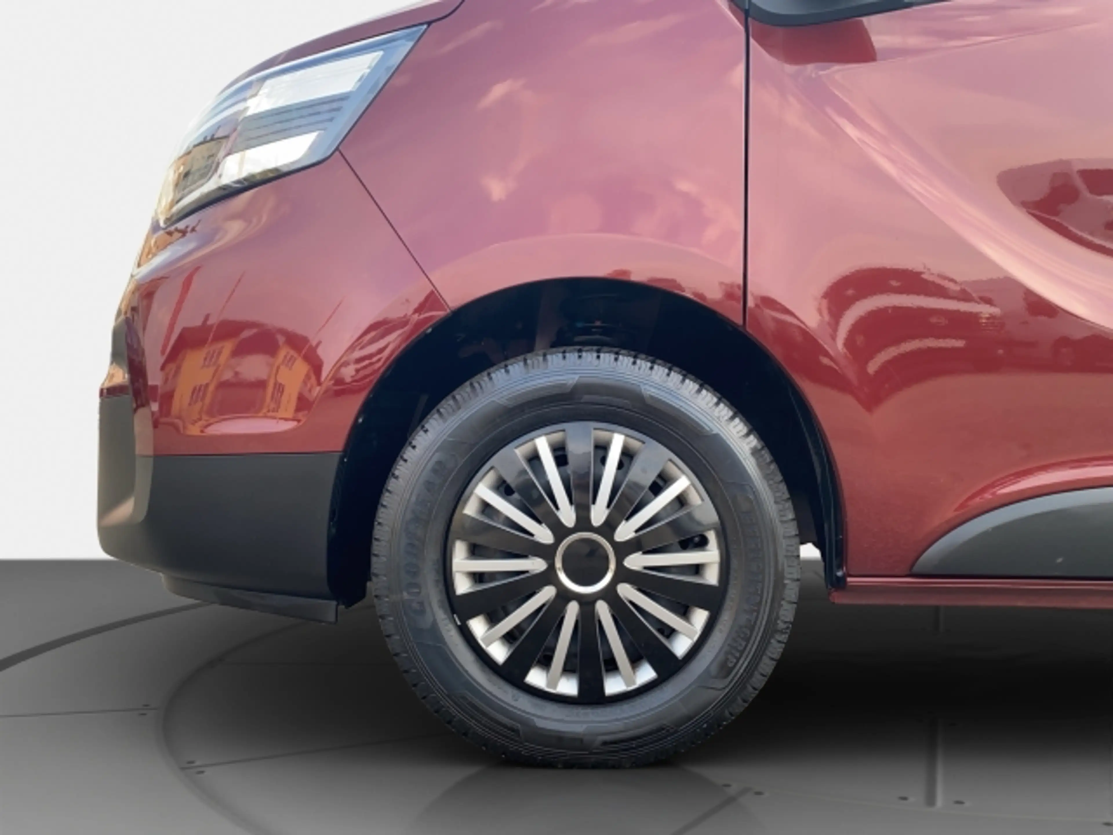 Nissan Primastar Kombi L2H1 3,0t dCi 150 Acenta — photo 15